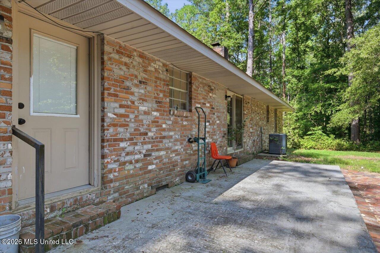 611 Marsha Drive Property Photo 27