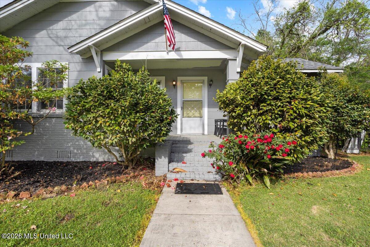 172 Holmes Street Property Photo 4