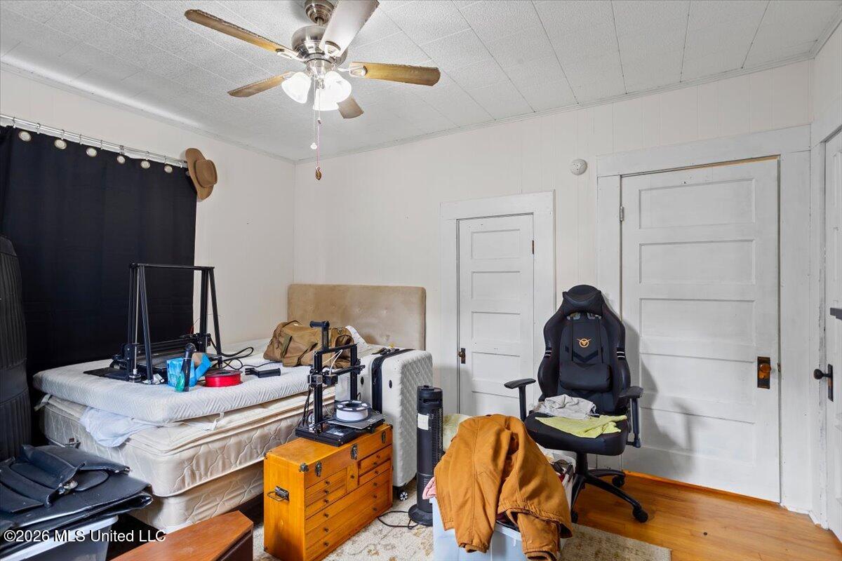 172 Holmes Street Property Photo 12