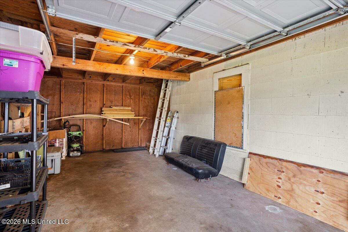 172 Holmes Street Property Photo 30