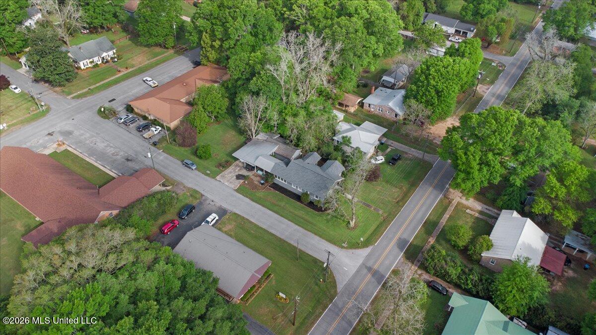 172 Holmes Street Property Photo 34