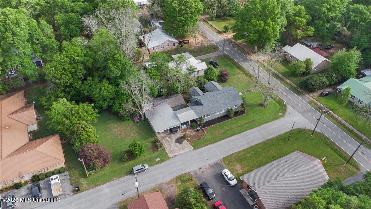 172 Holmes Street Property Photo 37