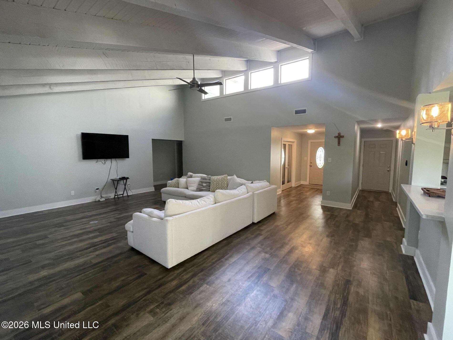 13704 Windlo Circle Property Photo 7