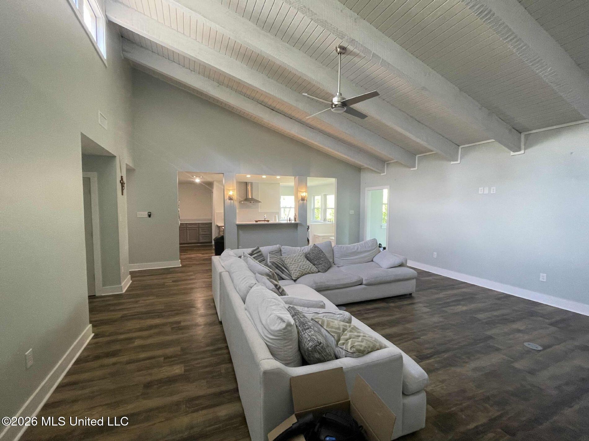 13704 Windlo Circle Property Photo 8