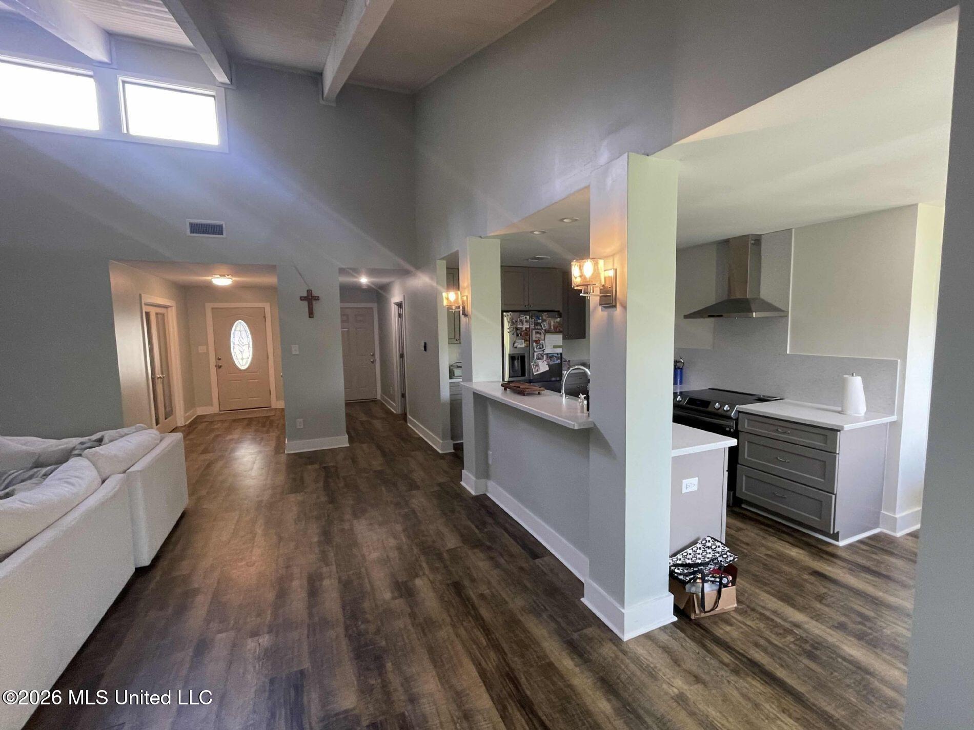 13704 Windlo Circle Property Photo 9