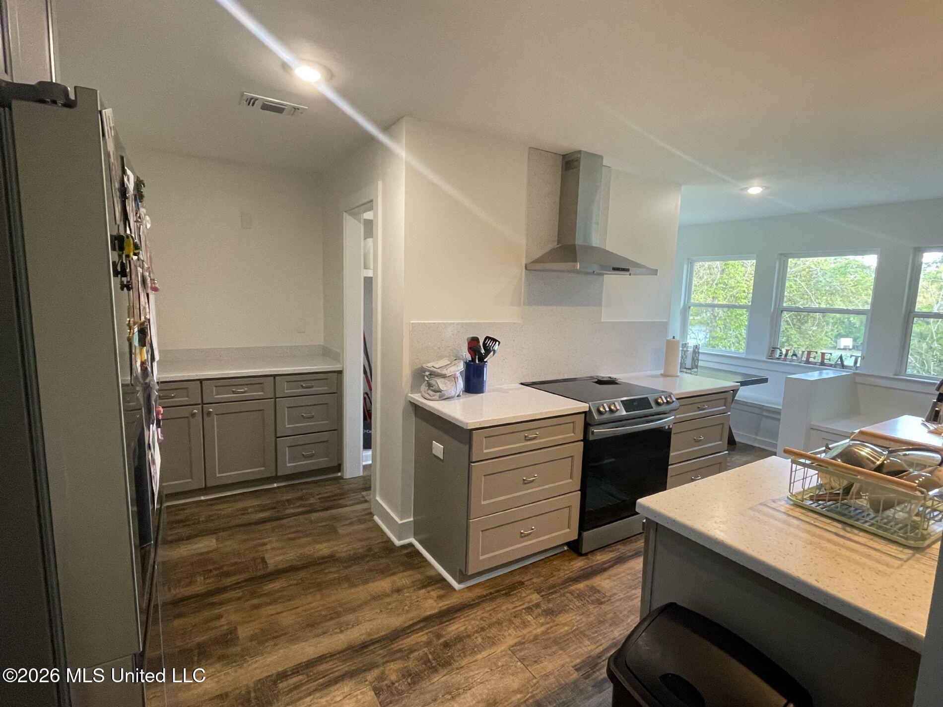 13704 Windlo Circle Property Photo 11