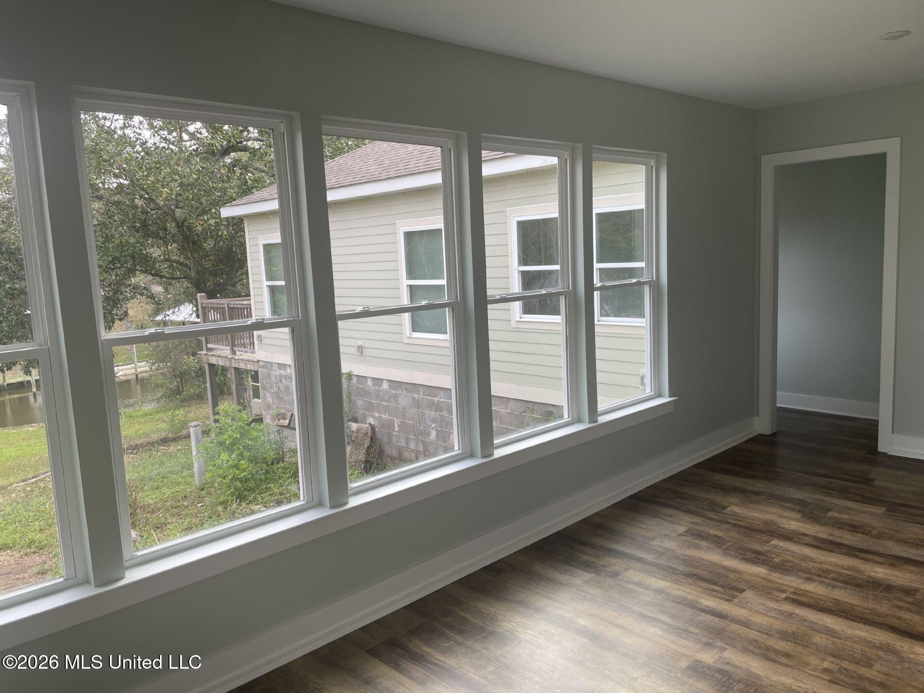 13704 Windlo Circle Property Photo 17
