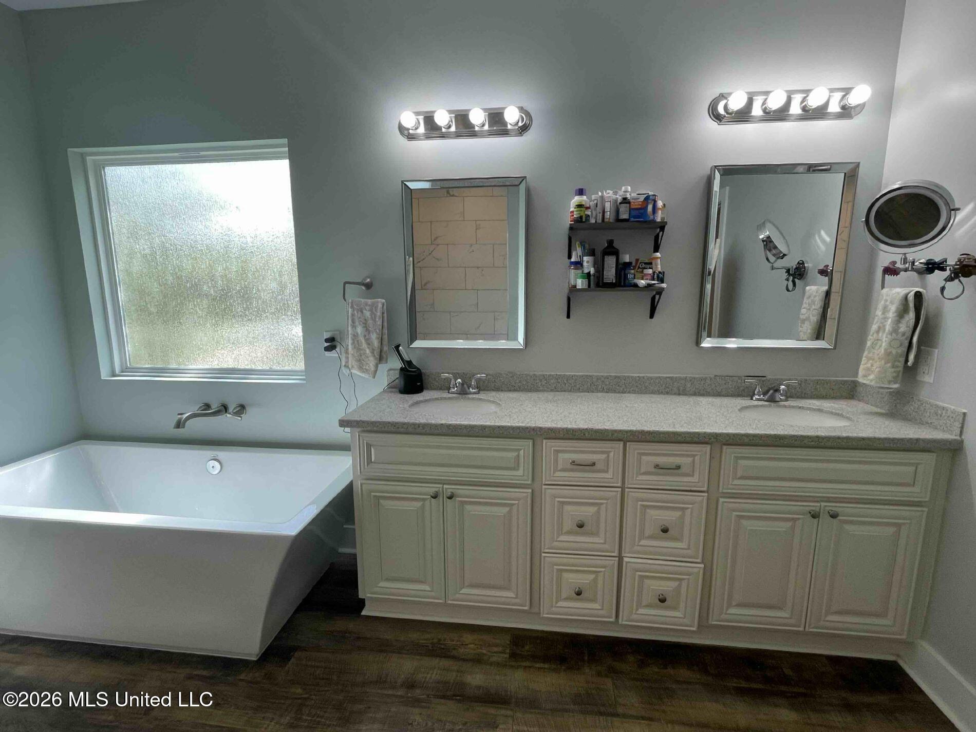 13704 Windlo Circle Property Photo 22