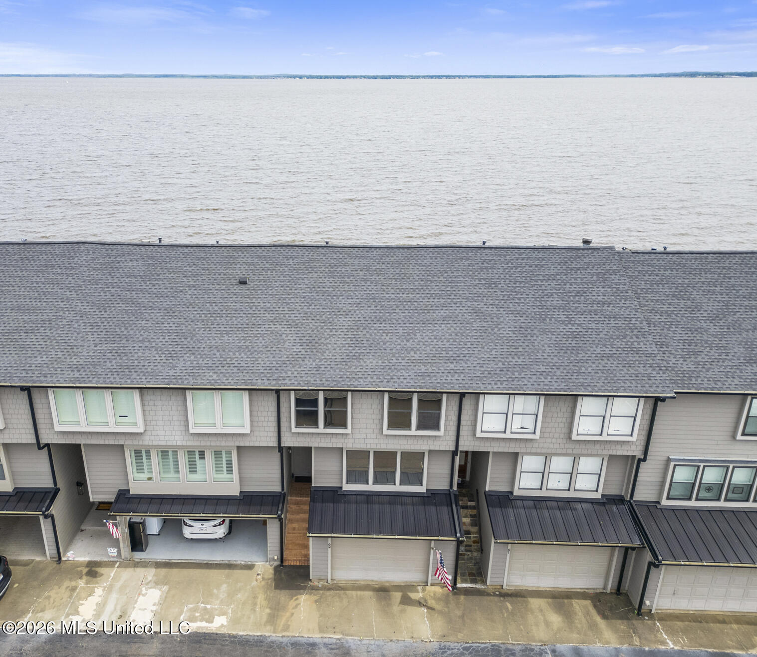 62 Breakers Lane Property Photo 2