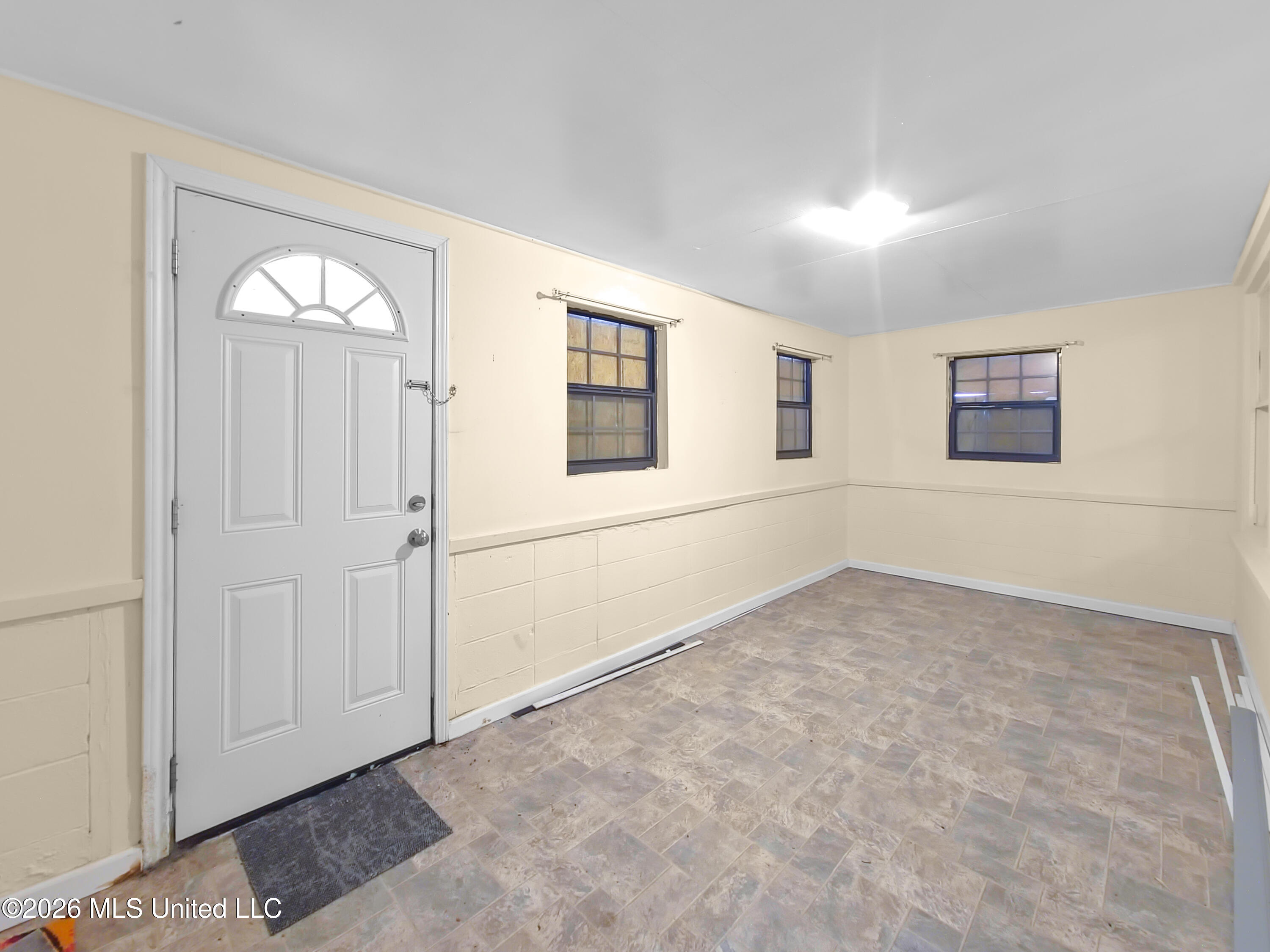 2817 Broadmoor Place Property Photo 7