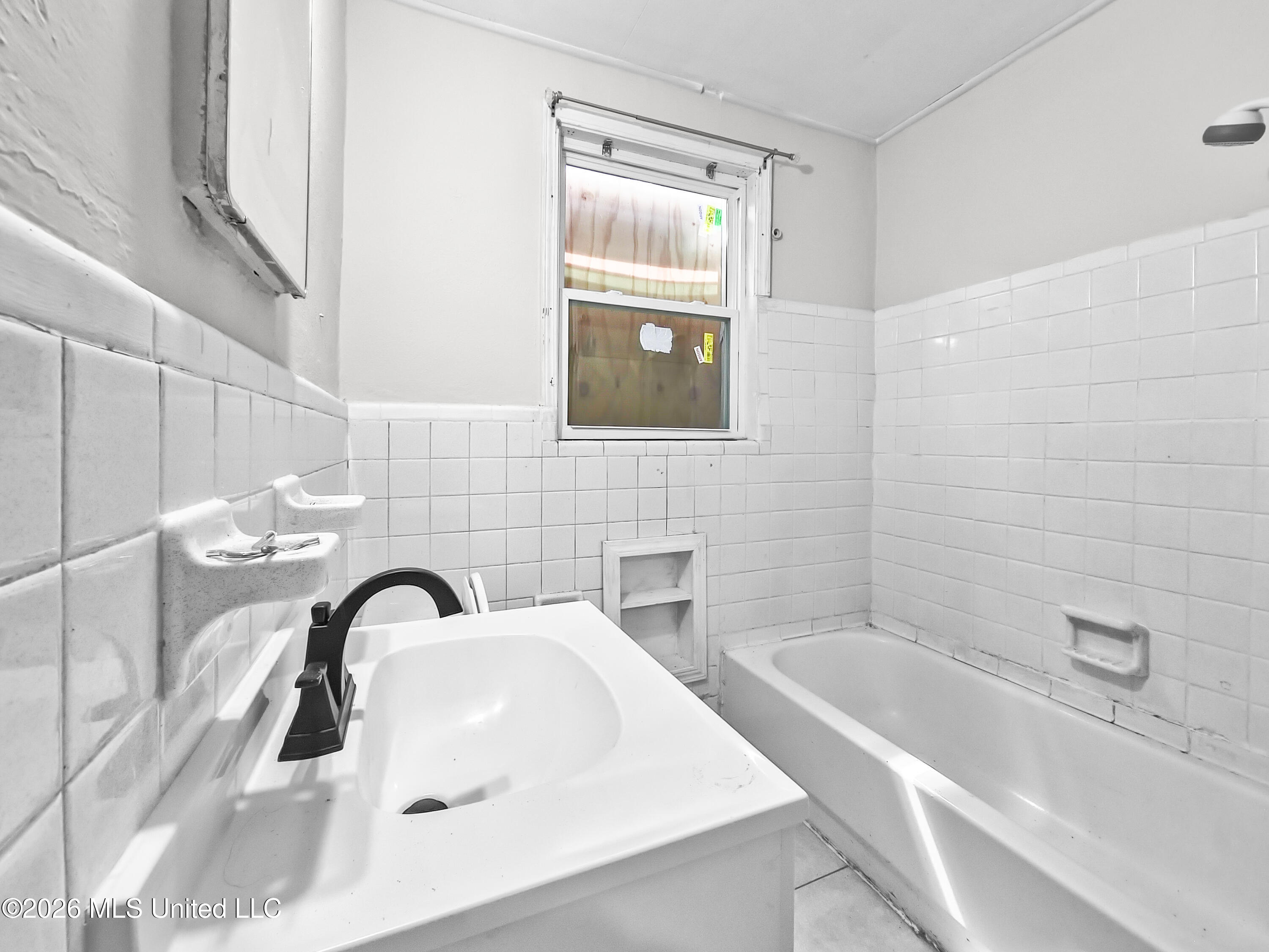 2817 Broadmoor Place Property Photo 9