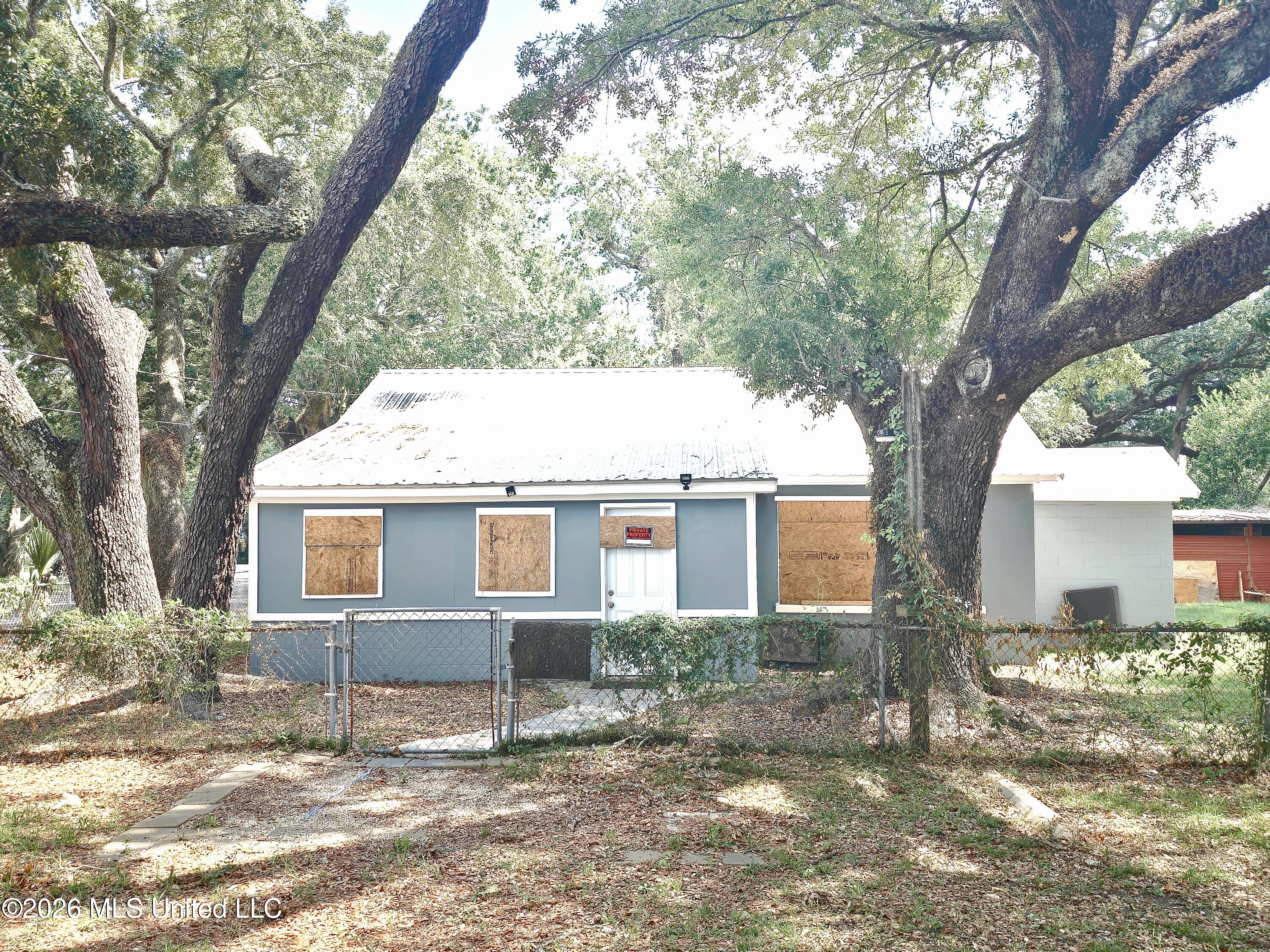 2817 Broadmoor Place Property Photo 18