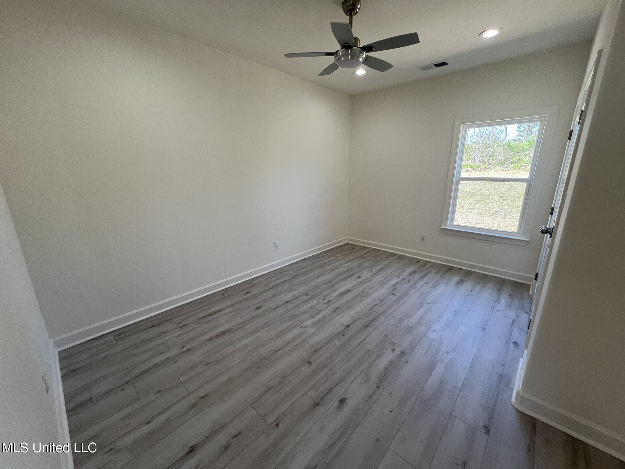 290 Poplar Lane Property Photo 24