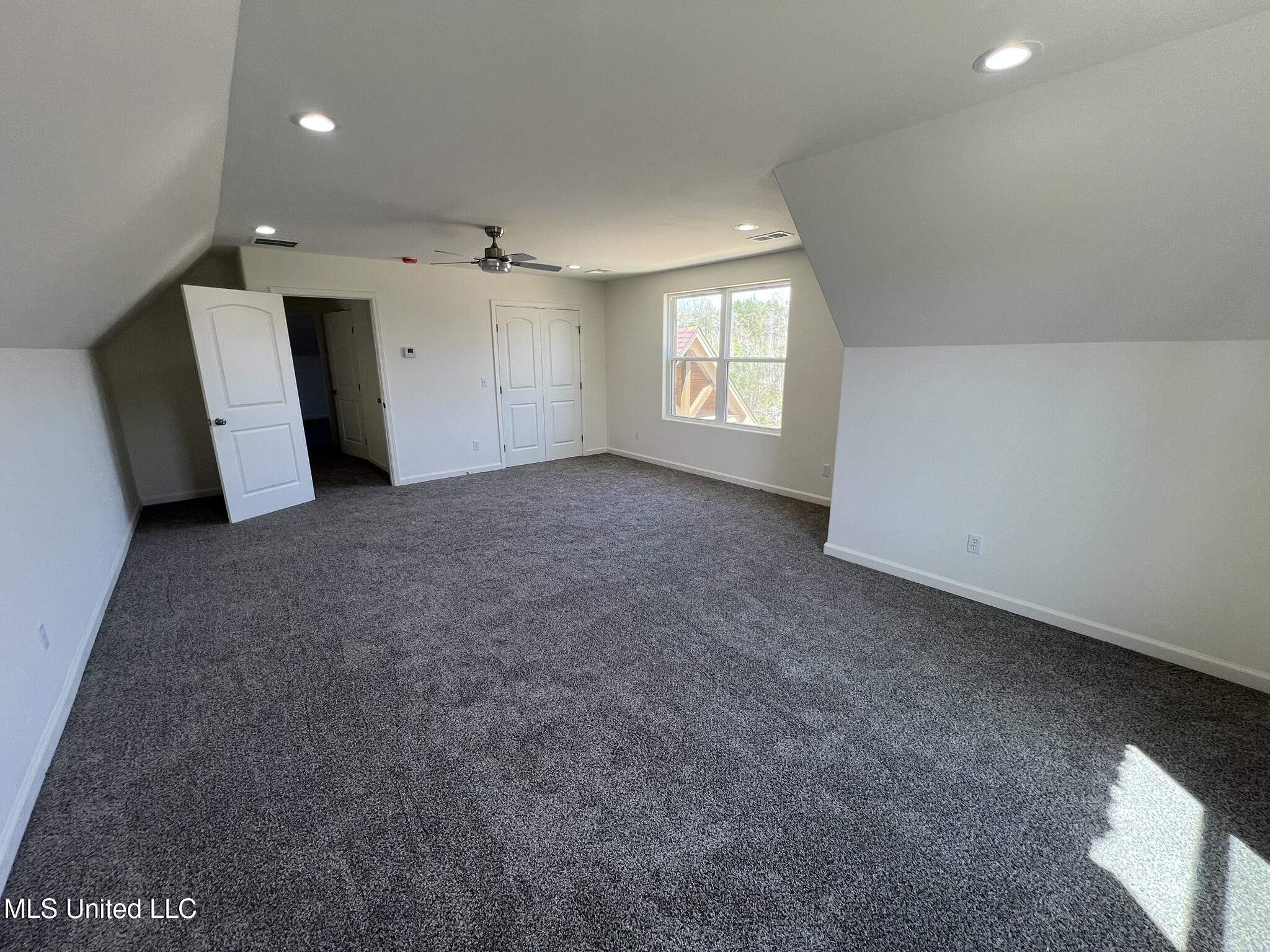 290 Poplar Lane Property Photo 28