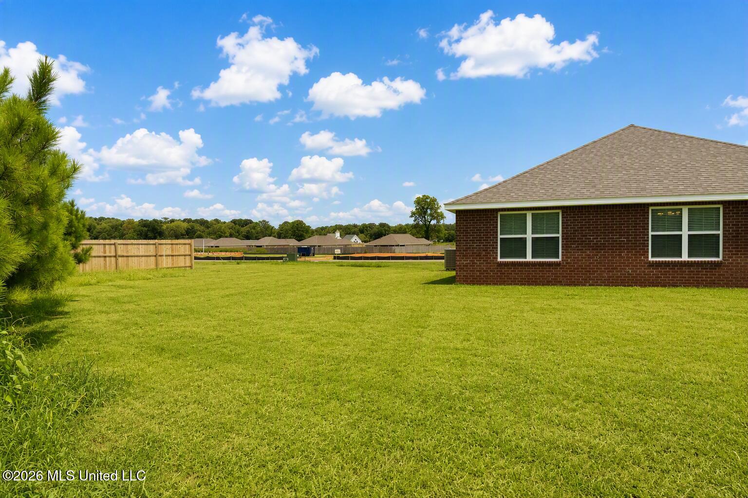 106 Strawberry Drive Property Photo 28
