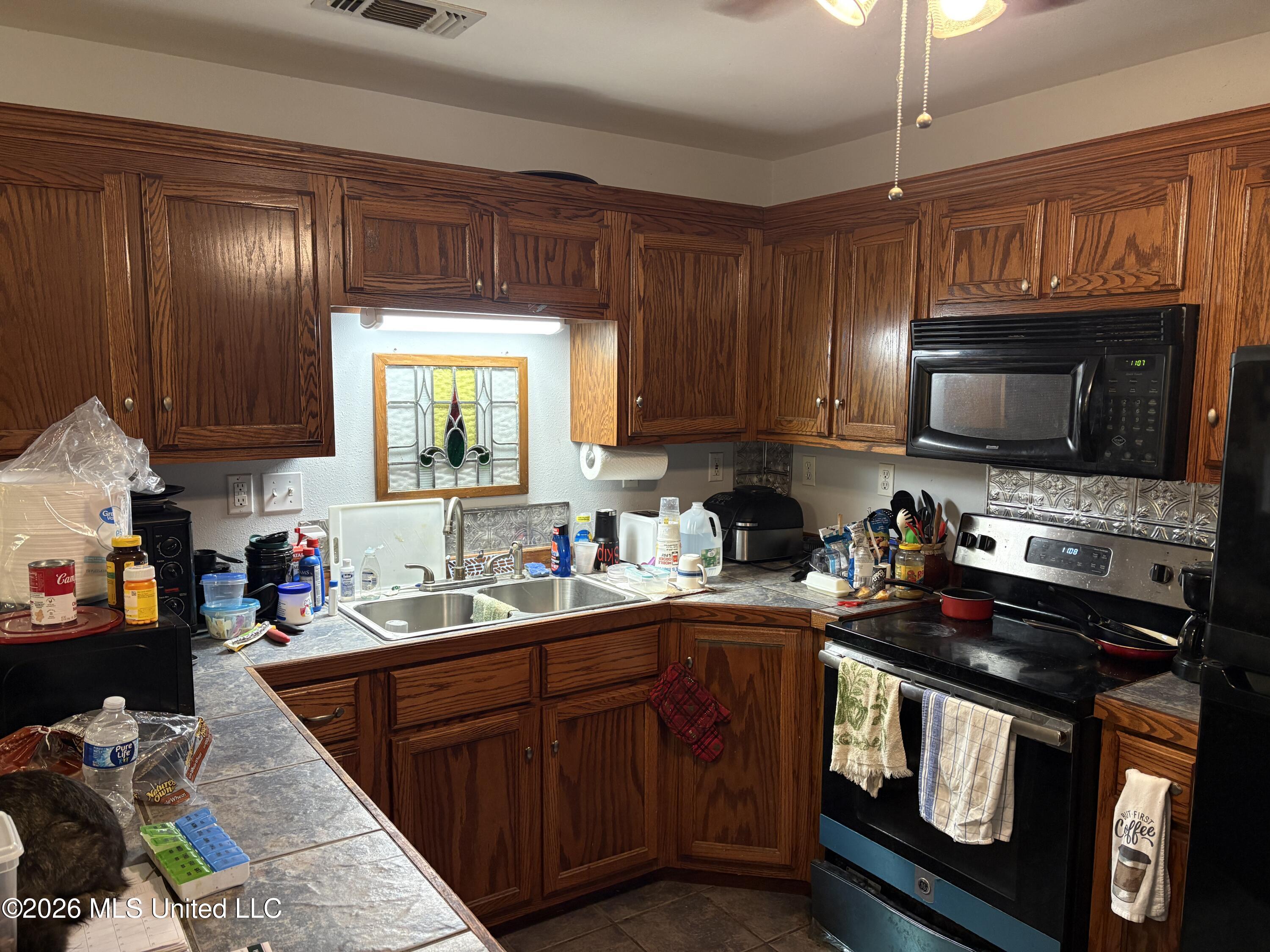 64 Lee Prine Drive Property Photo 4