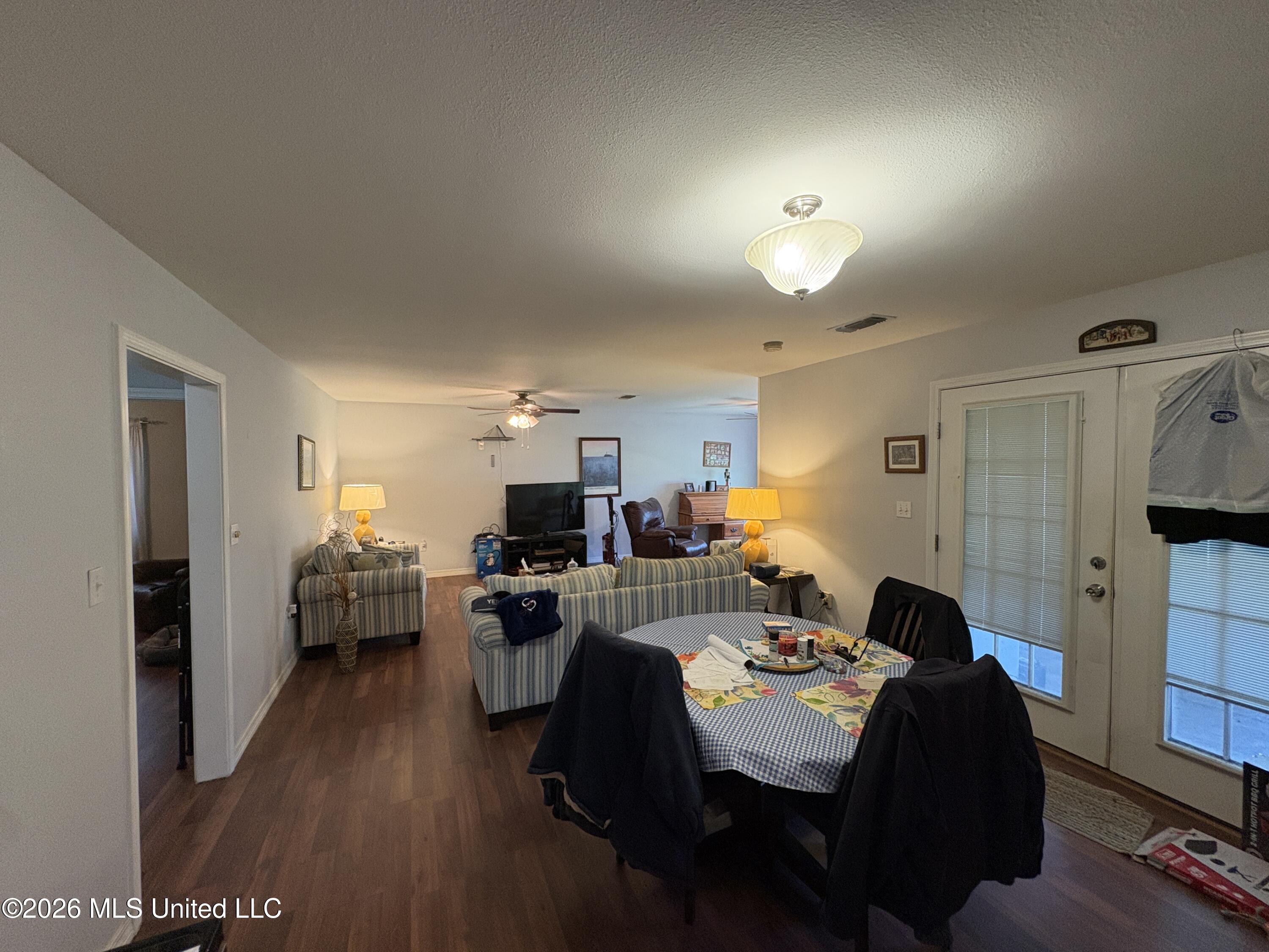 64 Lee Prine Drive Property Photo 6