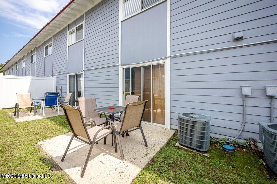 1664 Beach Boulevard Property Photo 20