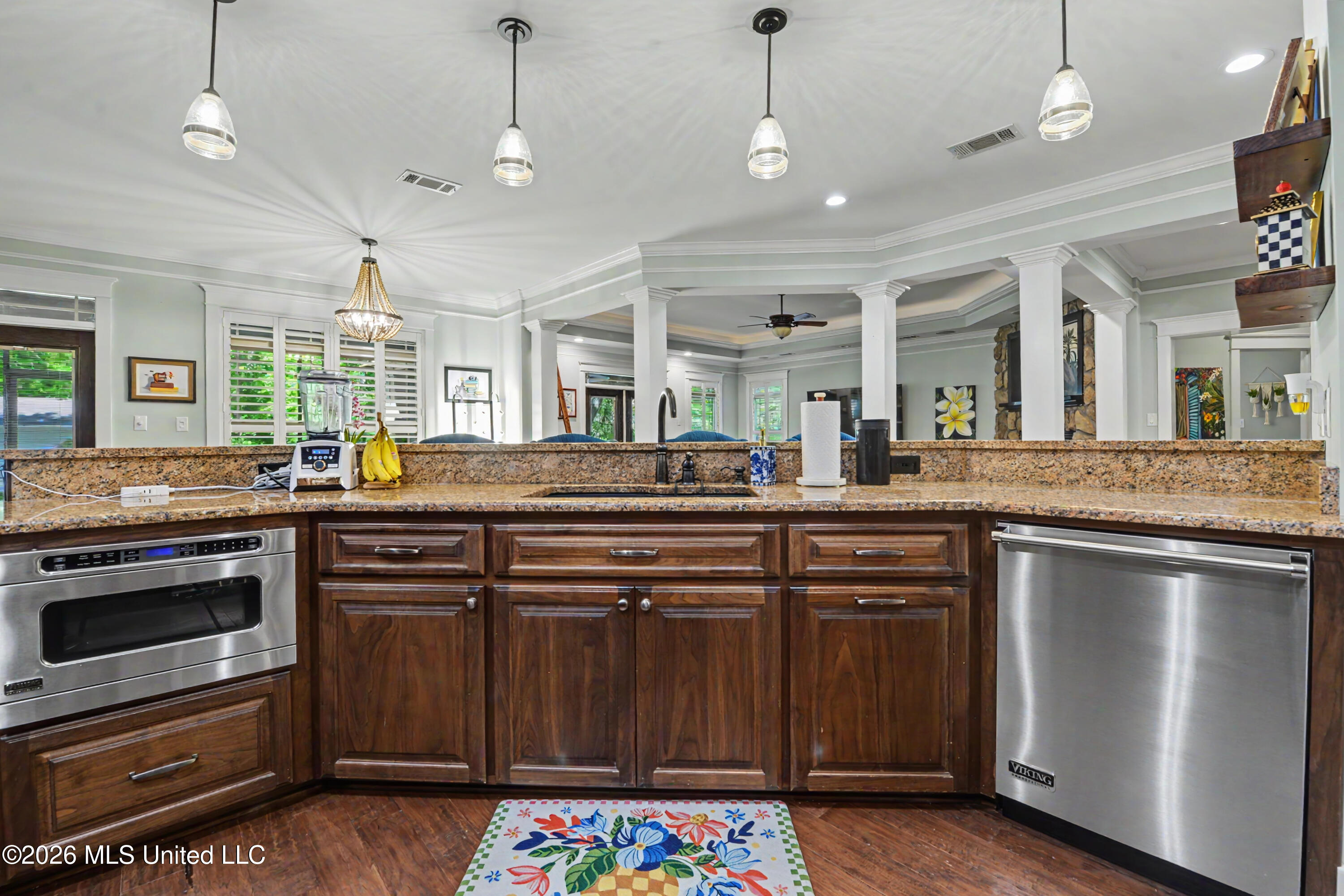 17713 Highway 613 Property Photo 7