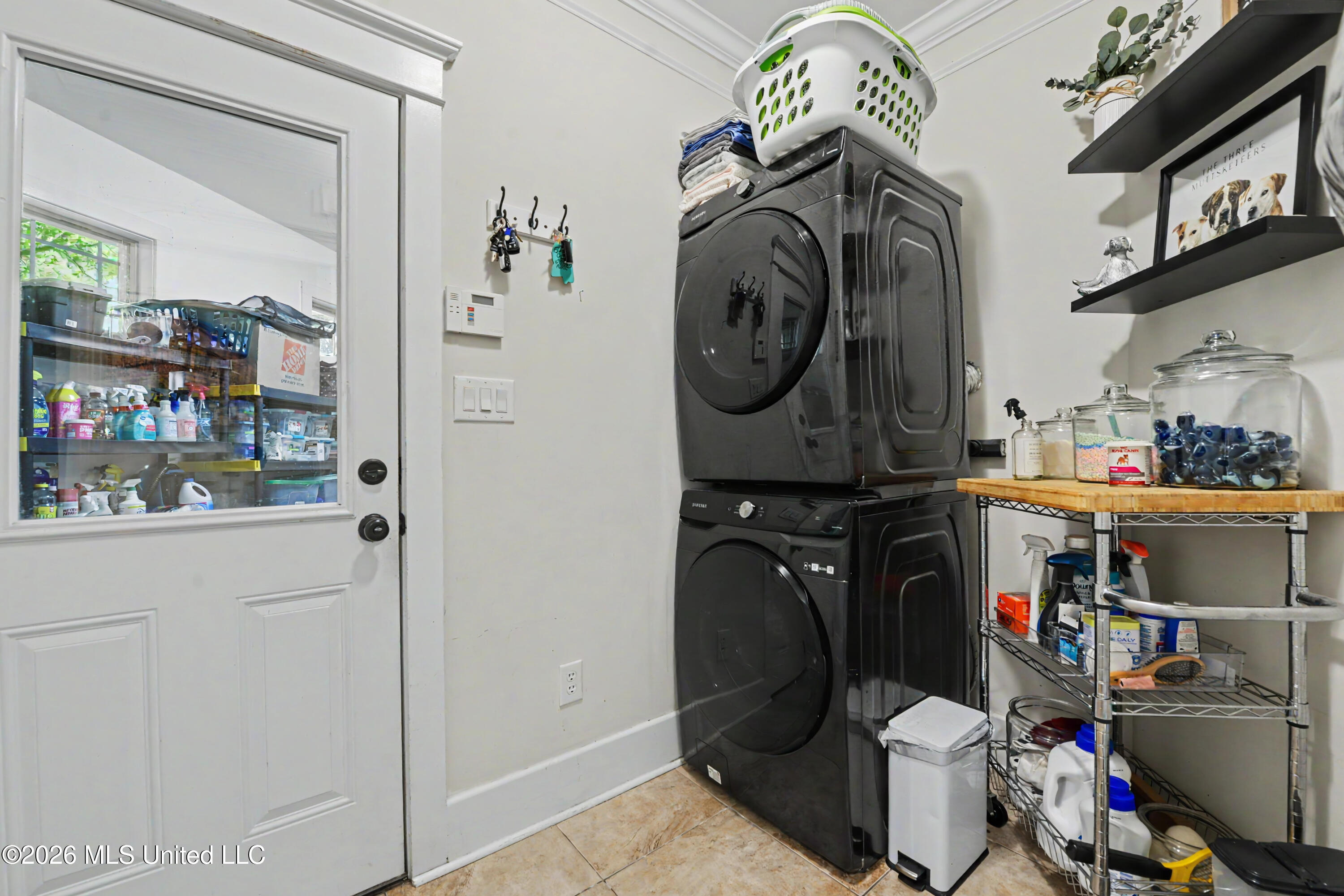 17713 Highway 613 Property Photo 29