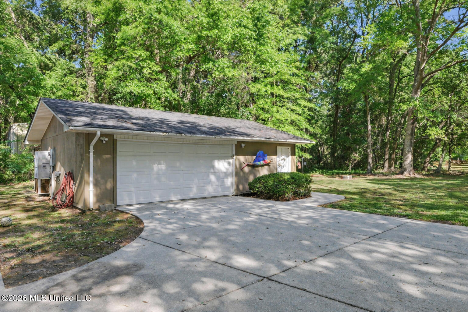 17713 Highway 613 Property Photo 37