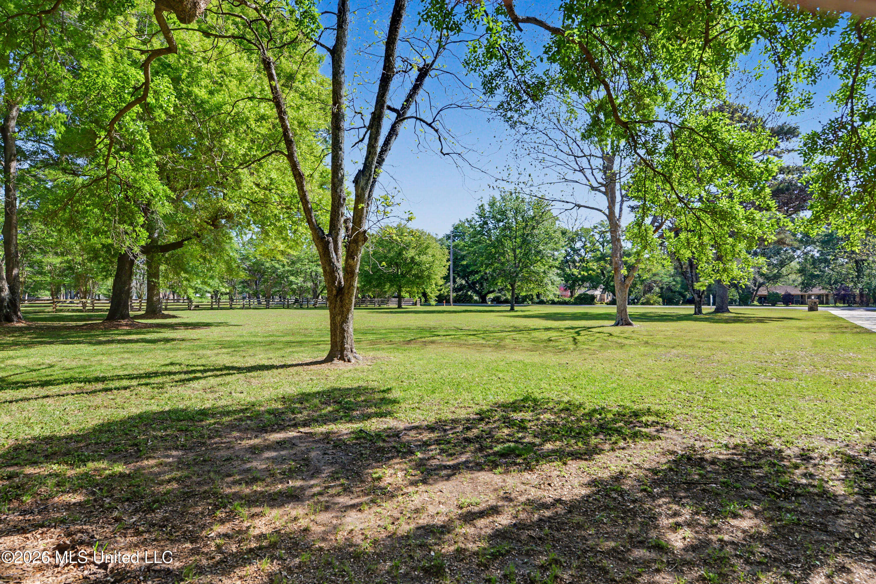 17713 Highway 613 Property Photo 38
