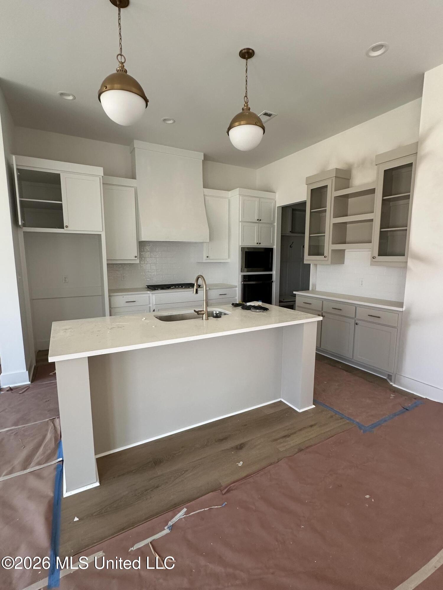 564 Lavender Way Property Photo 3