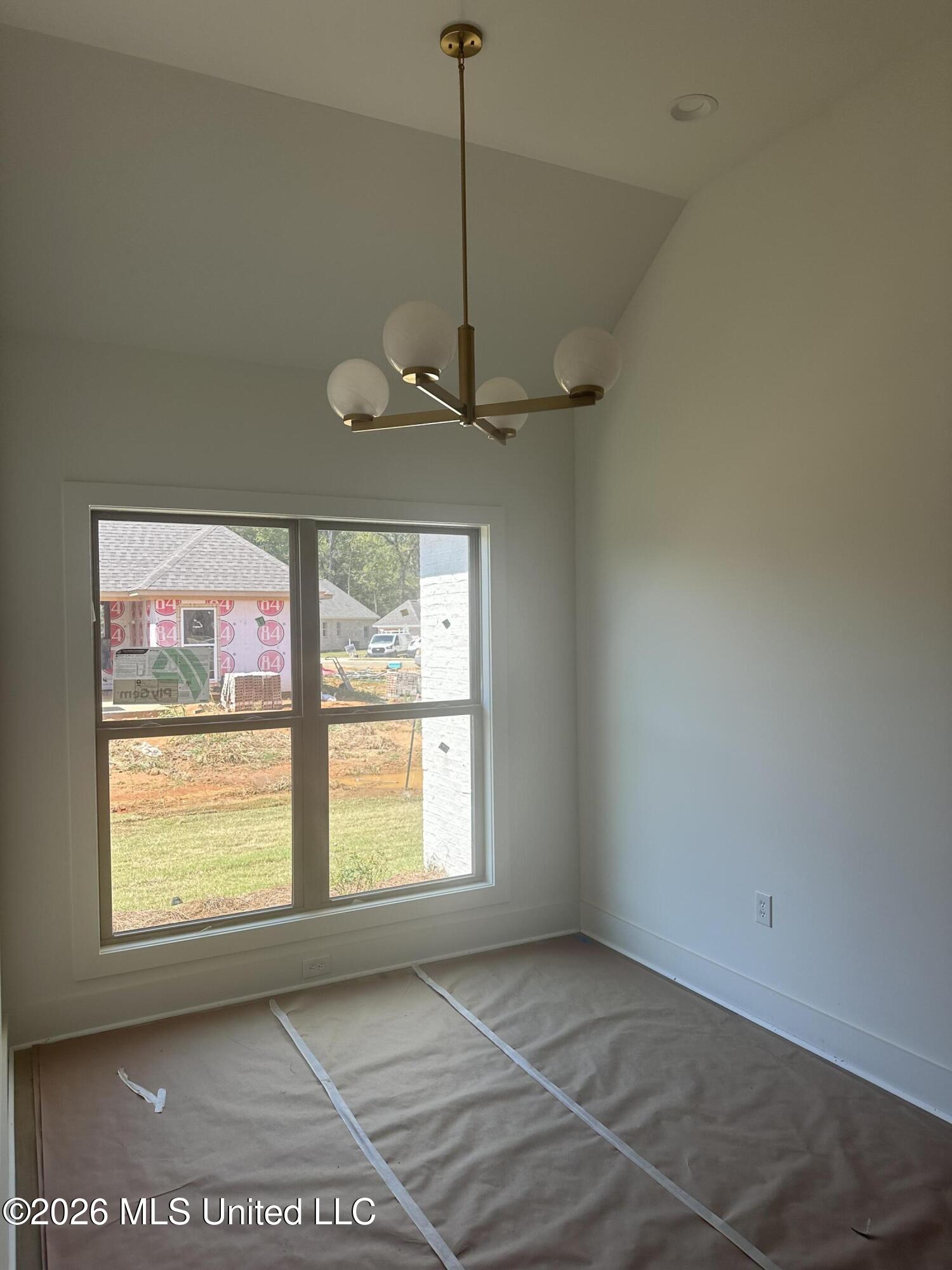 564 Lavender Way Property Photo 4