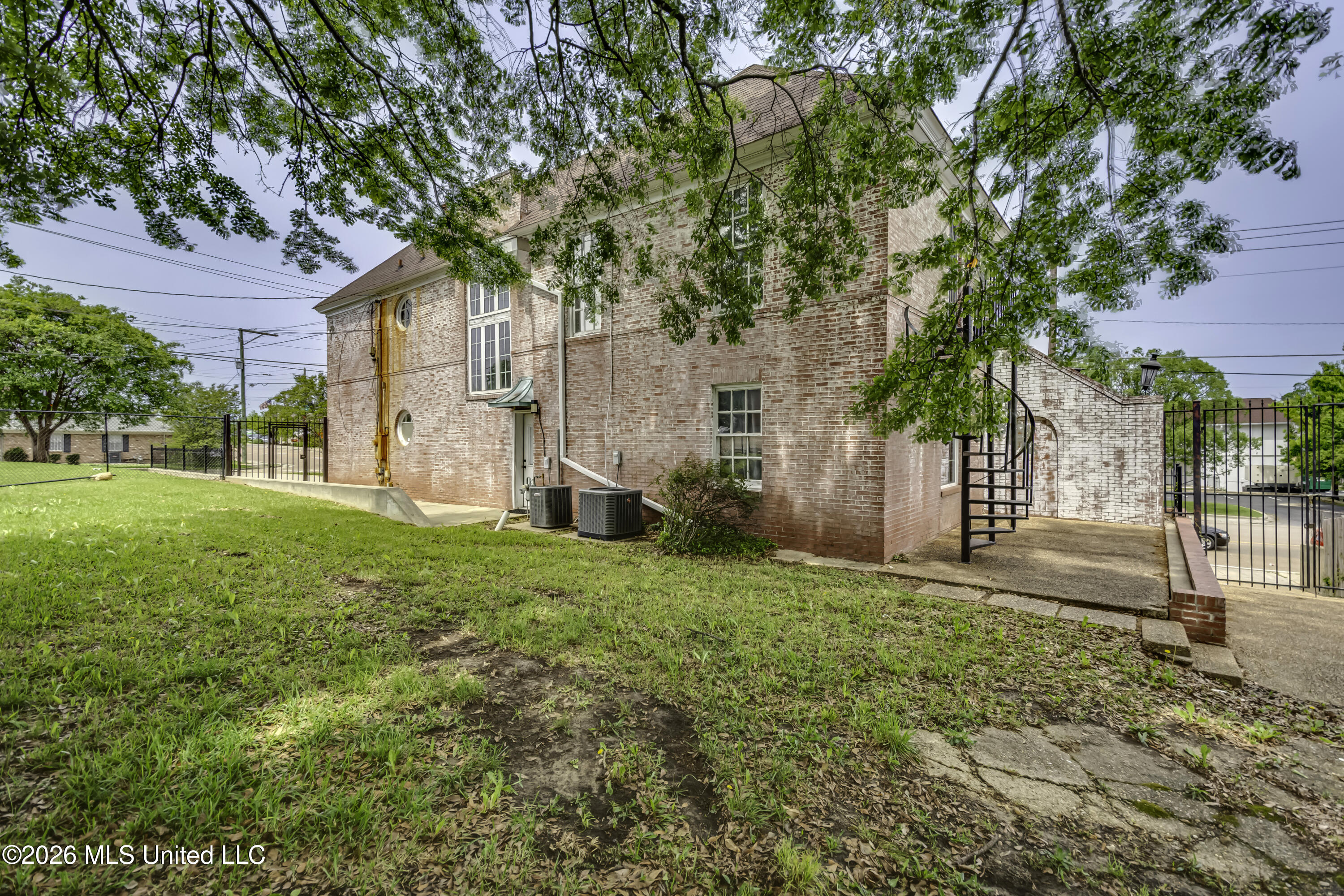 801 E Fortification Street Property Photo 48