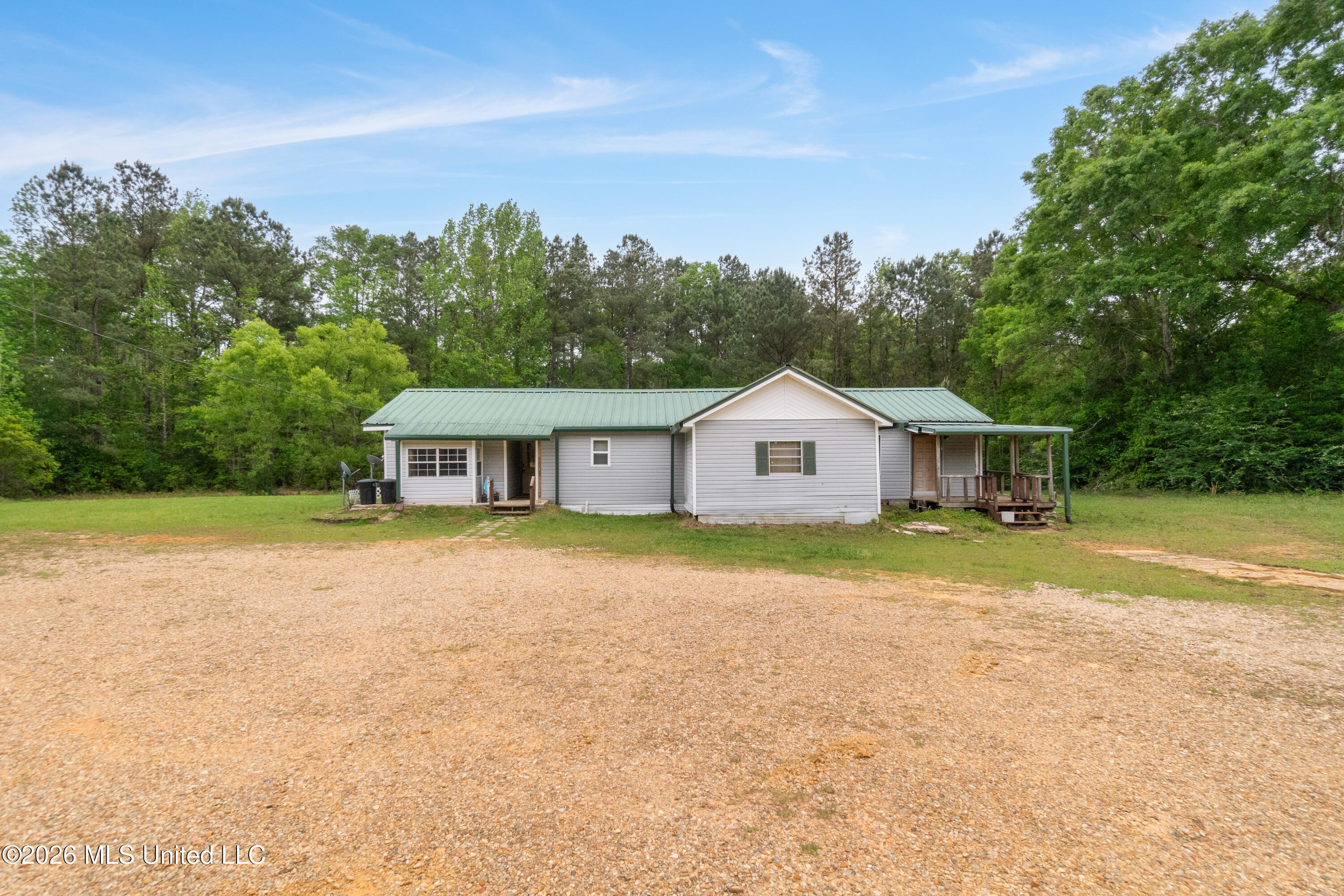810 Osborn Moody Road Property Photo 1