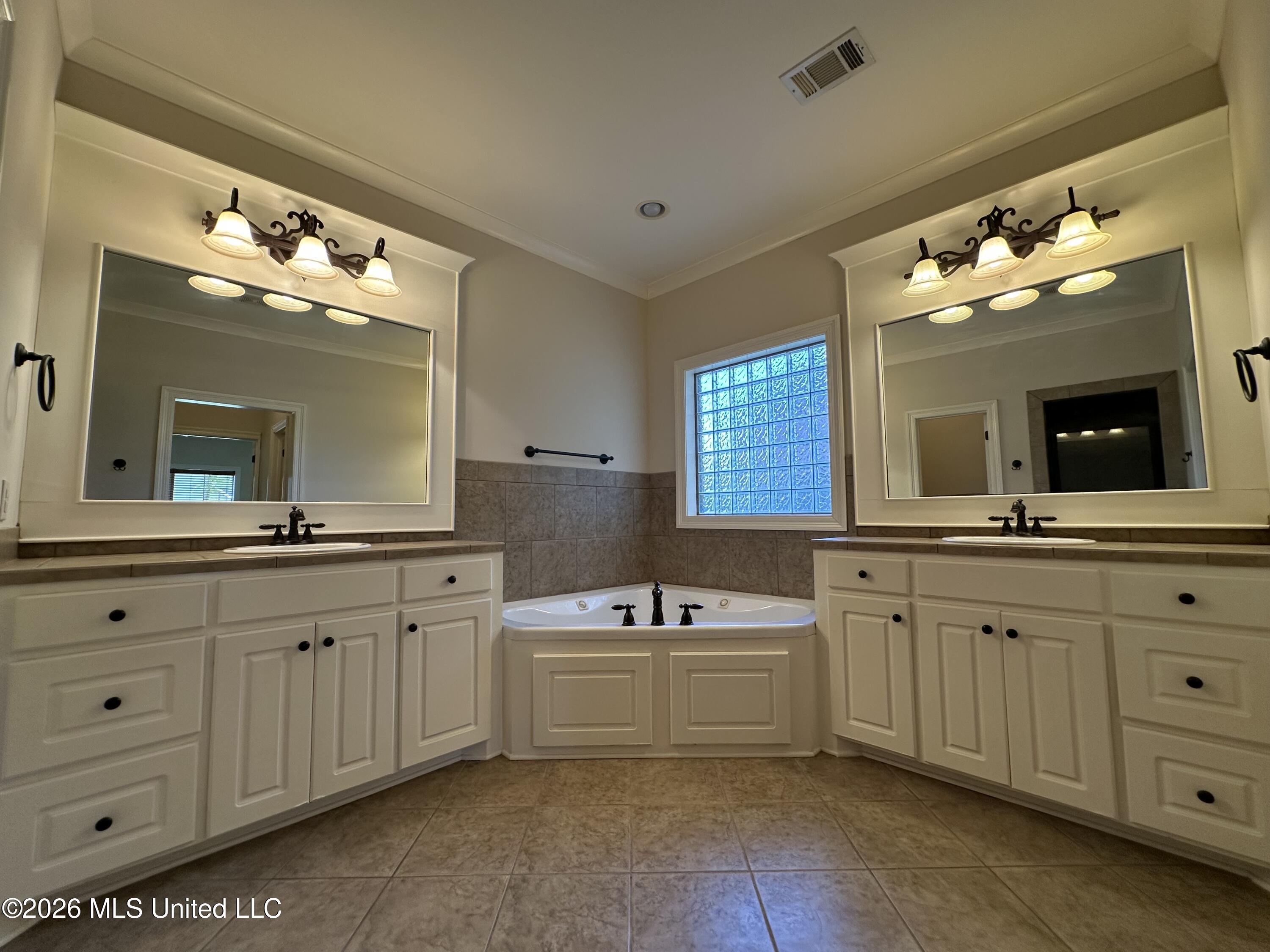 122 Weldon Drive Property Photo 14