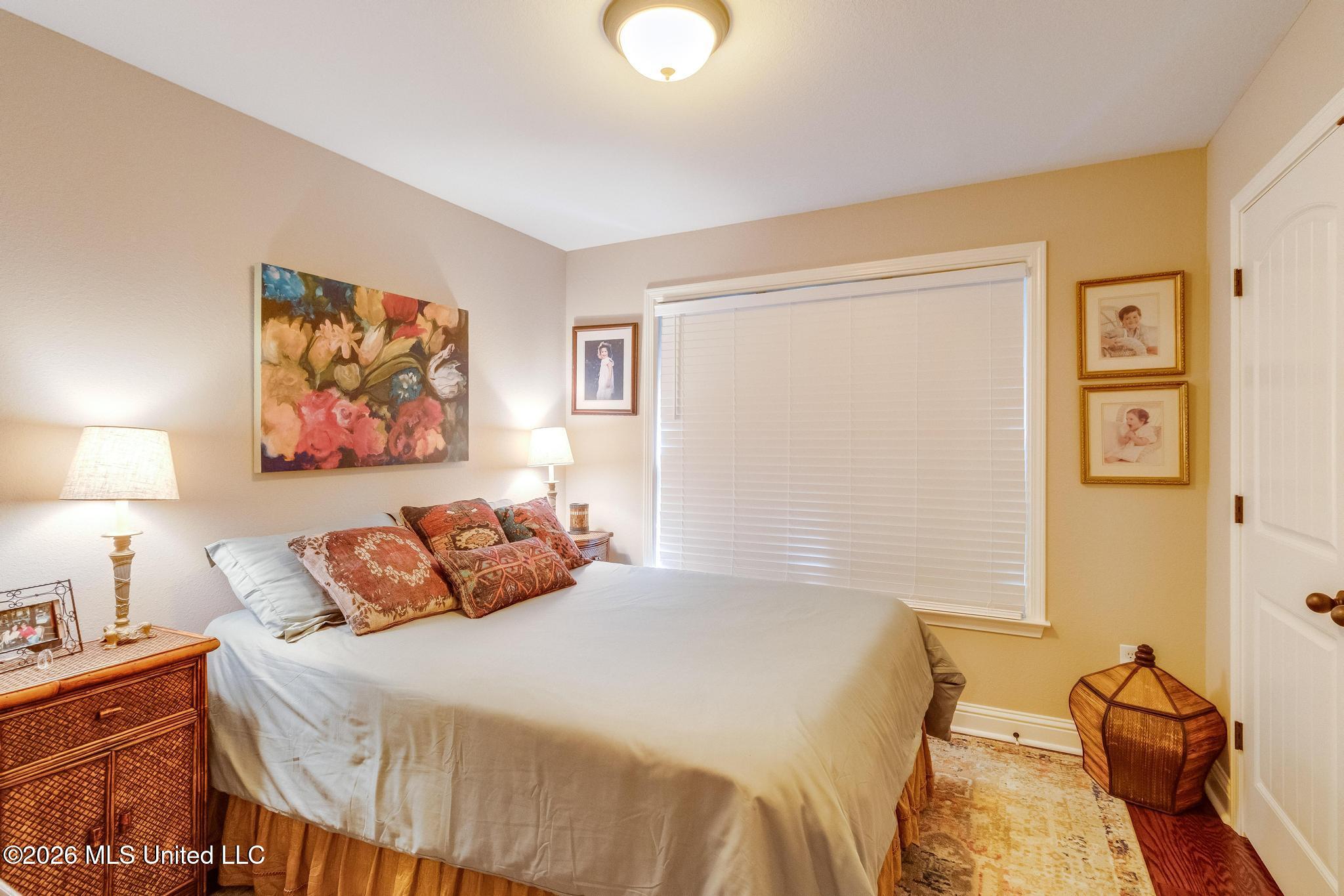 10544 Roundhill Drive Property Photo 21