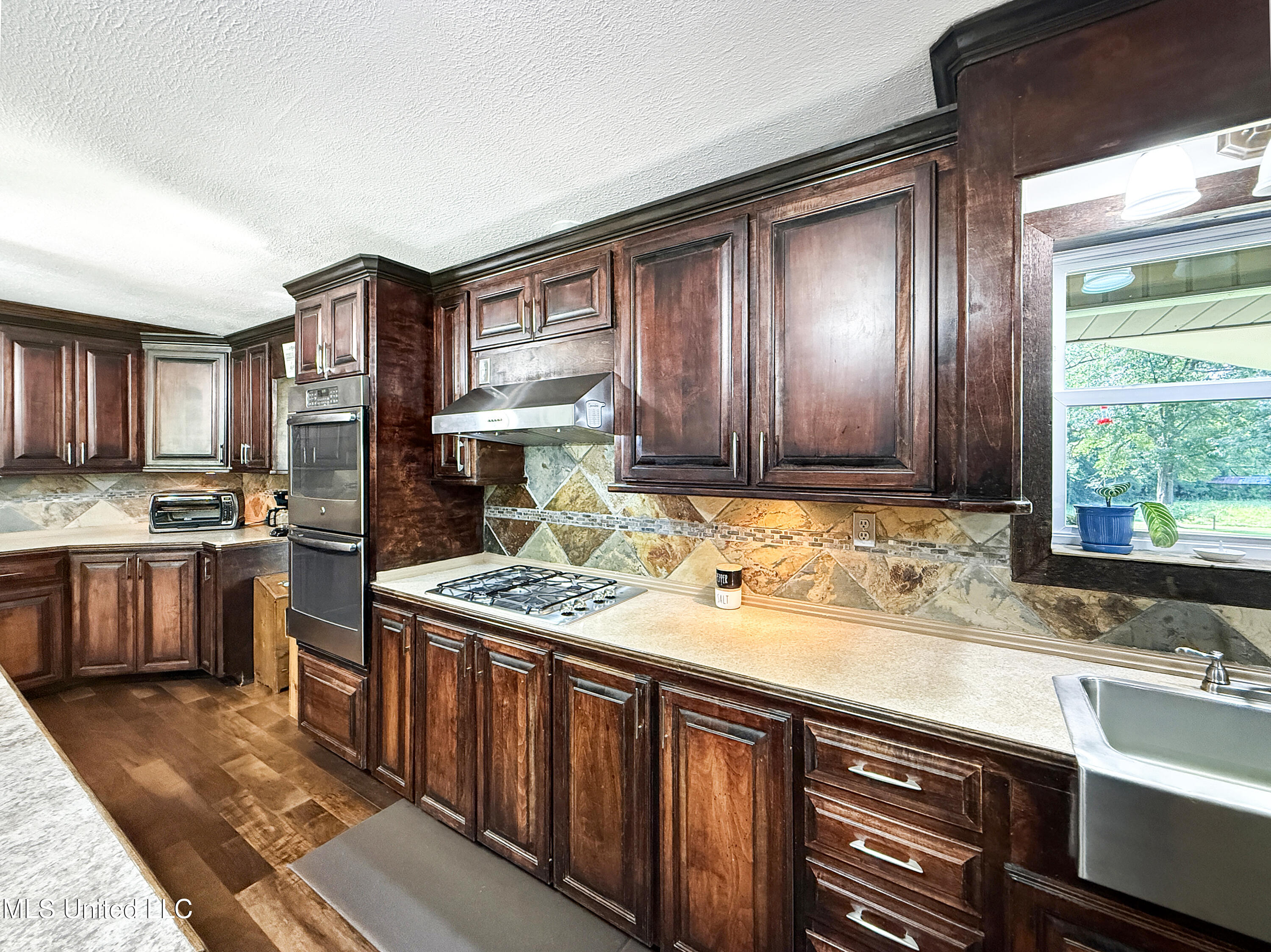 587 Shivers Road Property Photo 11