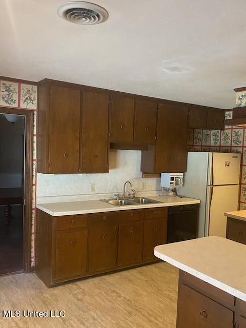 719 Cypress Creek Property Photo 9