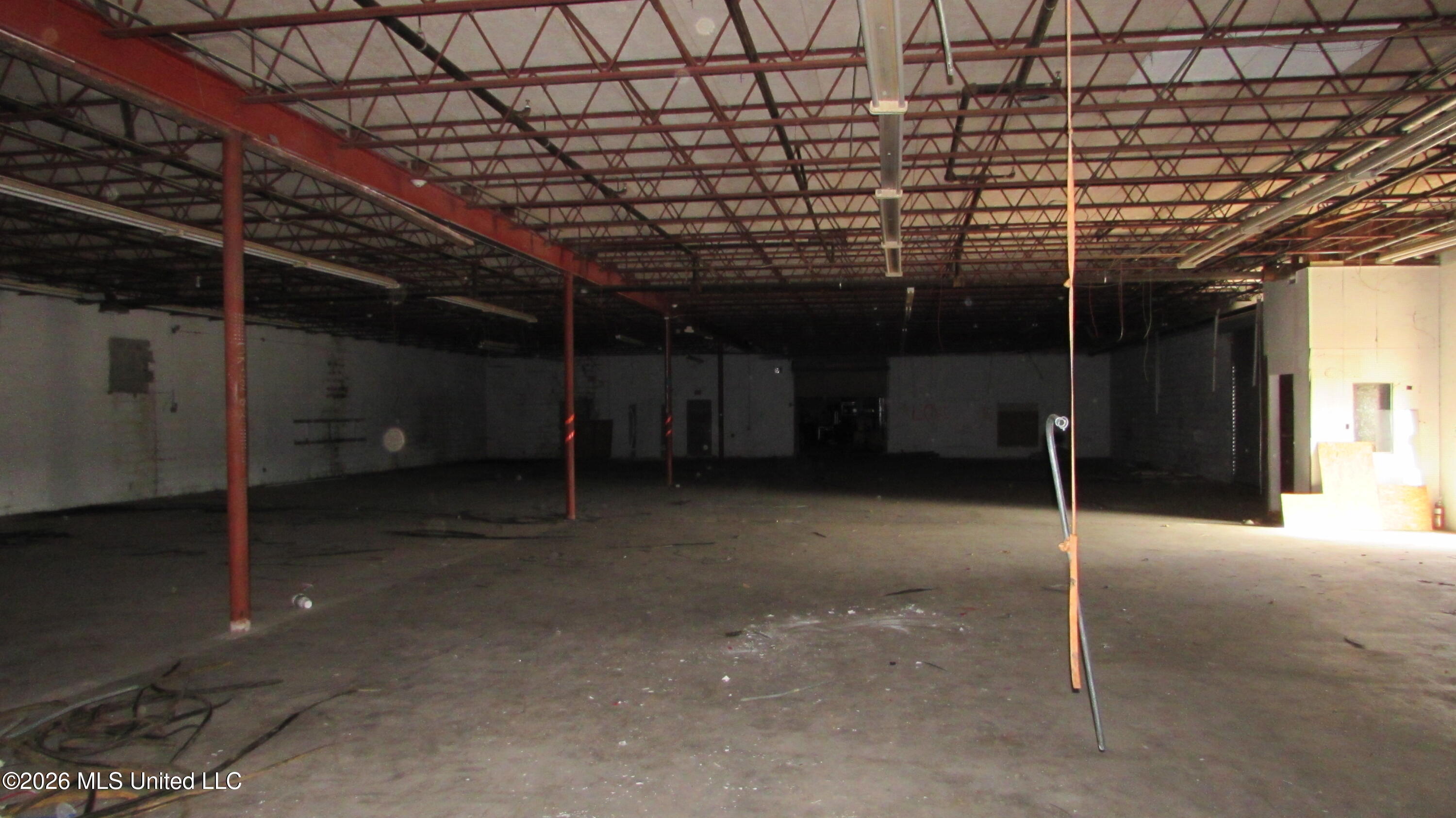 2909 26th Avenue Property Photo 5