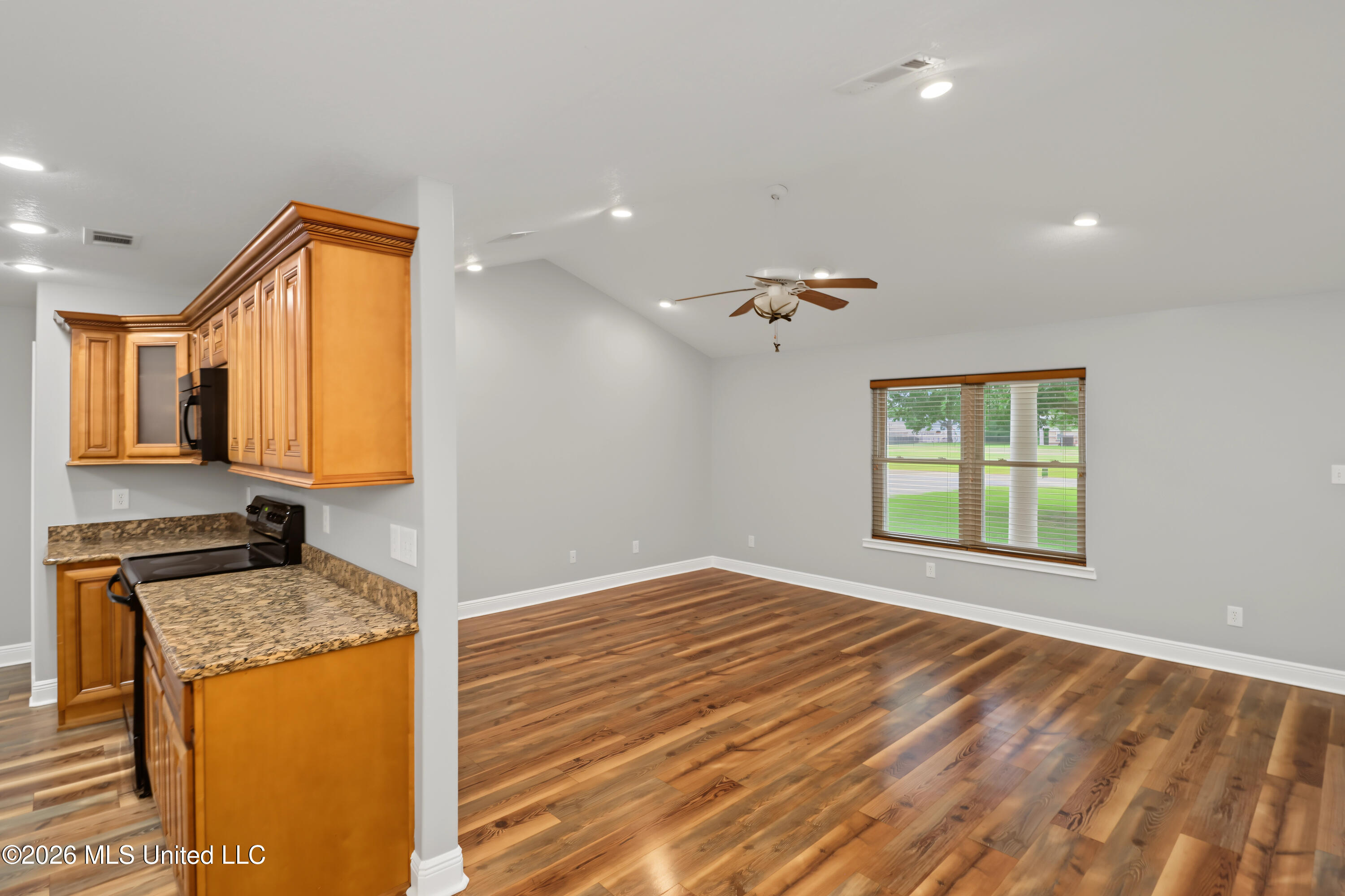 114 Campion Drive Property Photo 6