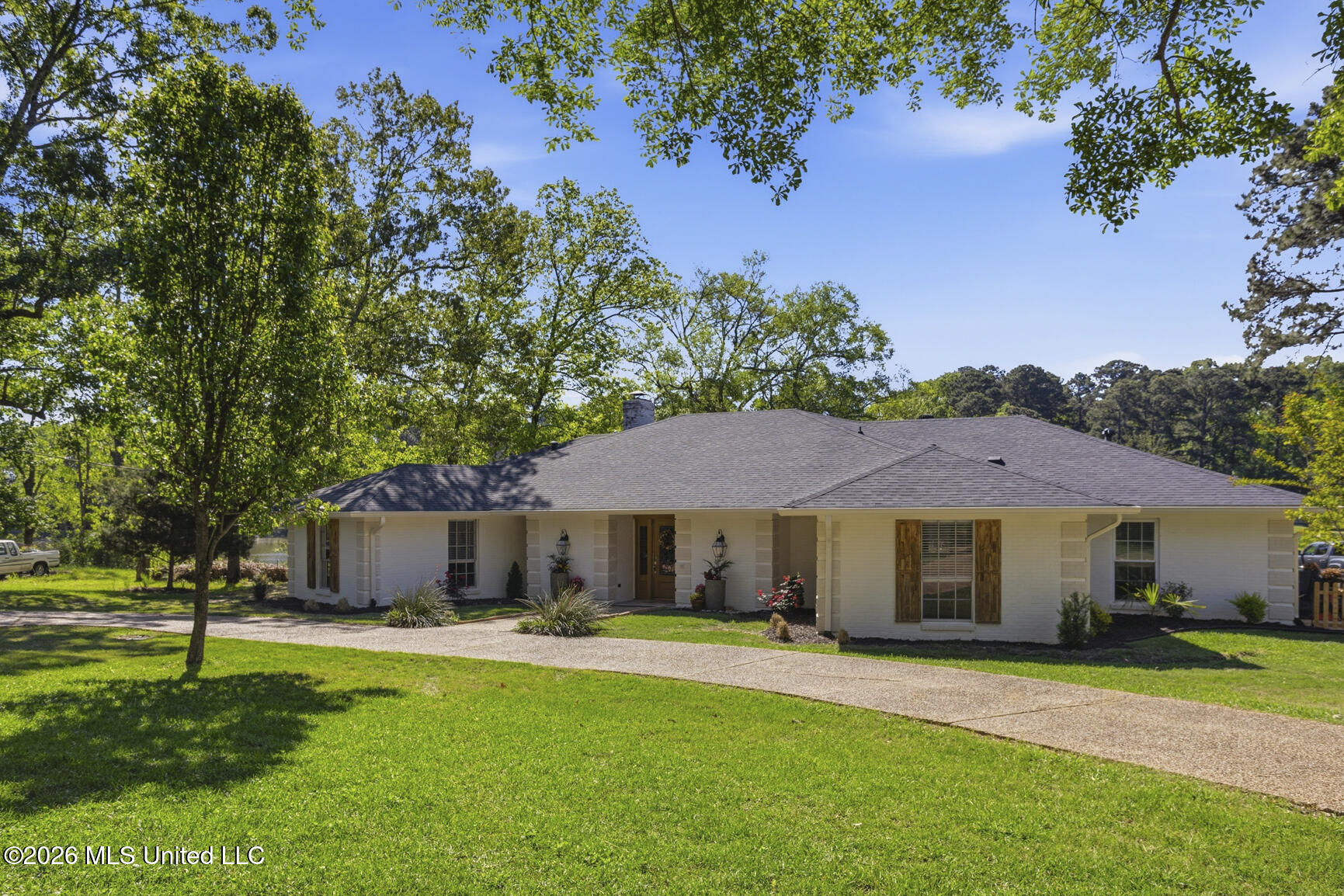 481 Cheyenne Lane Property Photo 1