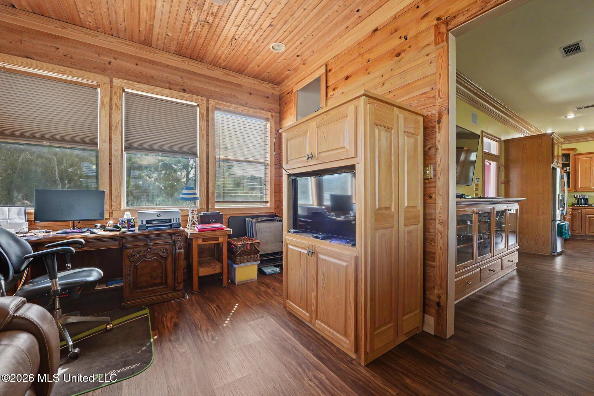4020 Nineteenth Street Property Photo 12