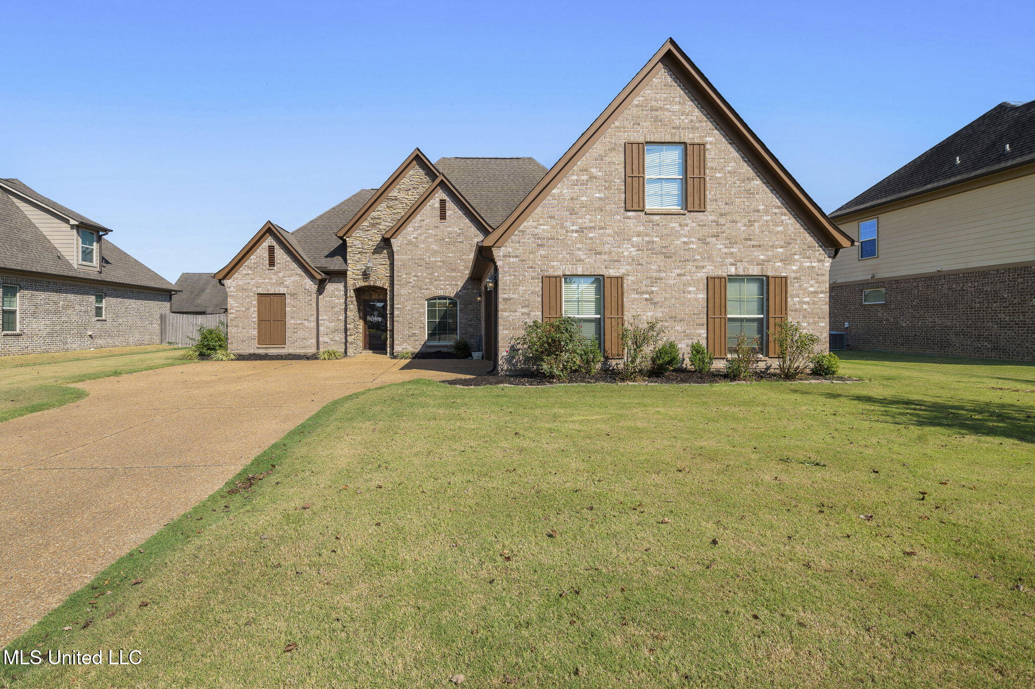 1098 S Broadwing Circle Property Photo 3
