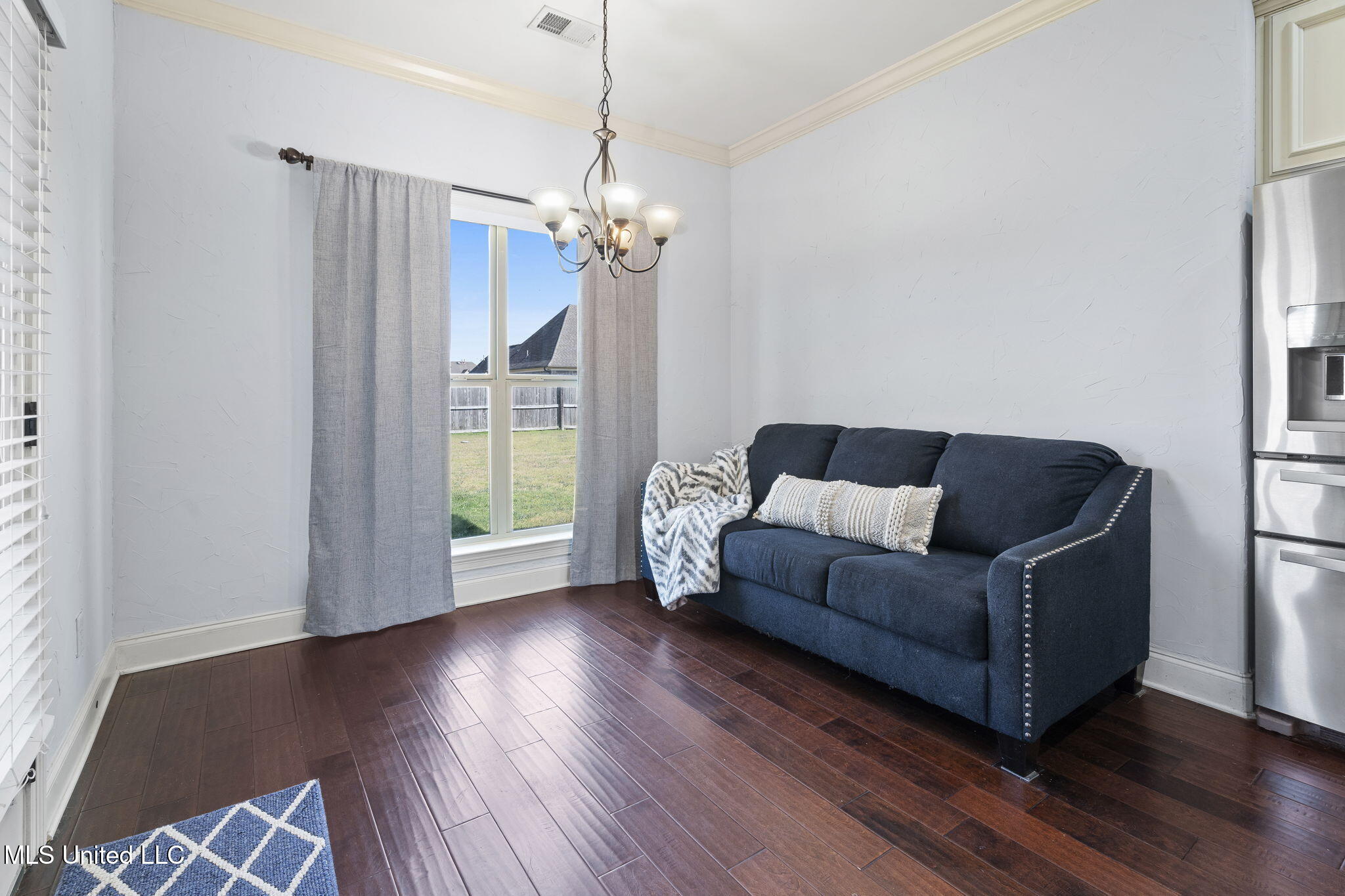 1098 S Broadwing Circle Property Photo 12