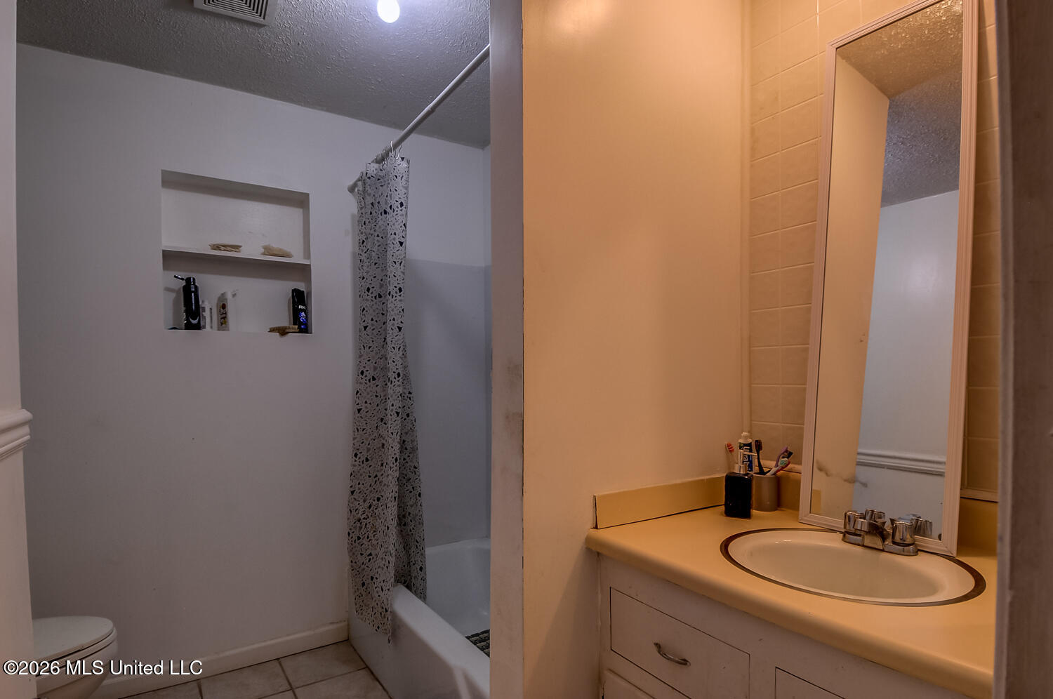 359 Florence Avenue Property Photo 18