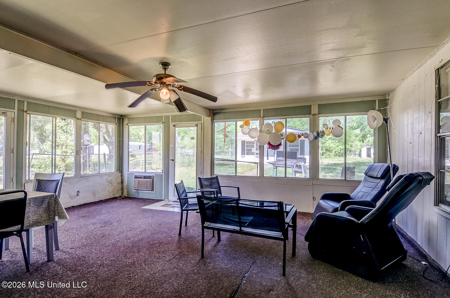 359 Florence Avenue Property Photo 23