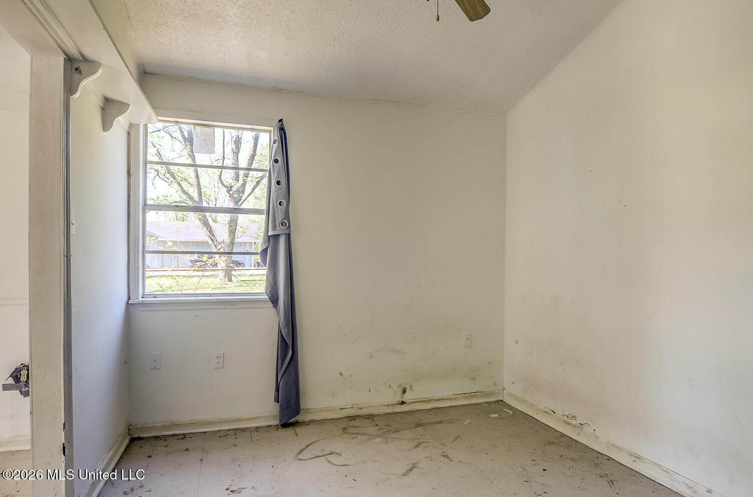 359 Florence Avenue Property Photo 33