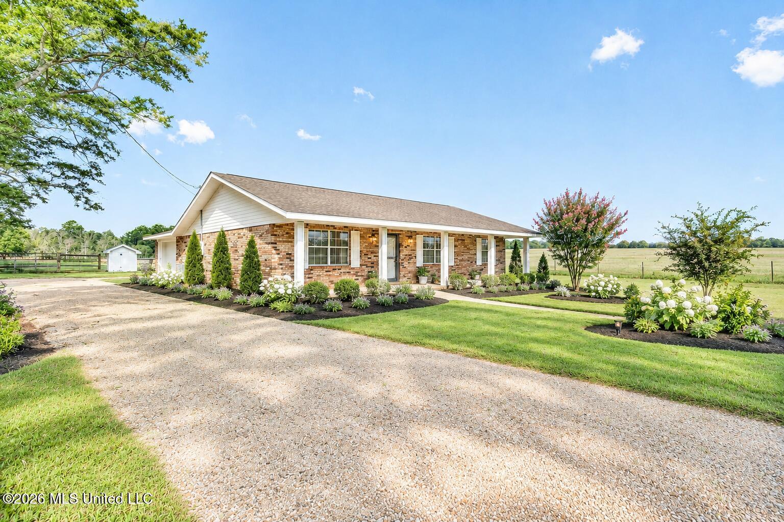 371 Price Road Property Photo 3
