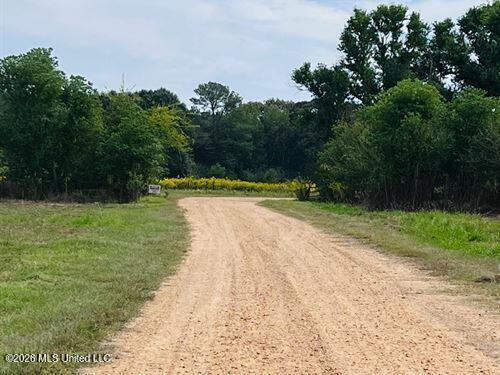 1097 Sw Montgomery Road Property Photo 3