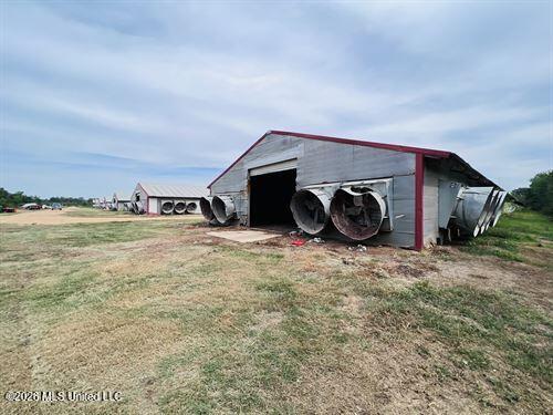 1097 Sw Montgomery Road Property Photo 6