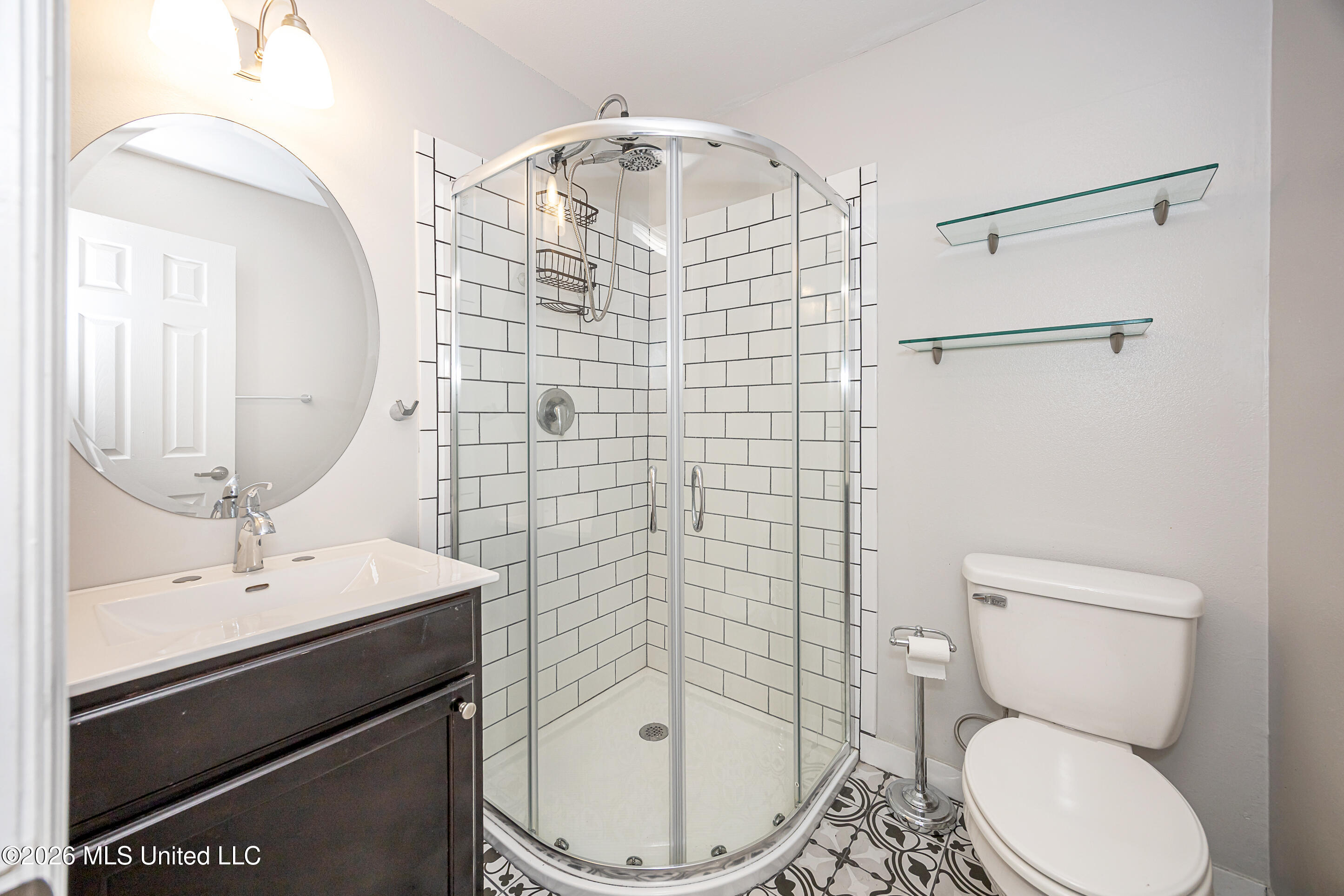 2421 Beachview Drive Property Photo 16
