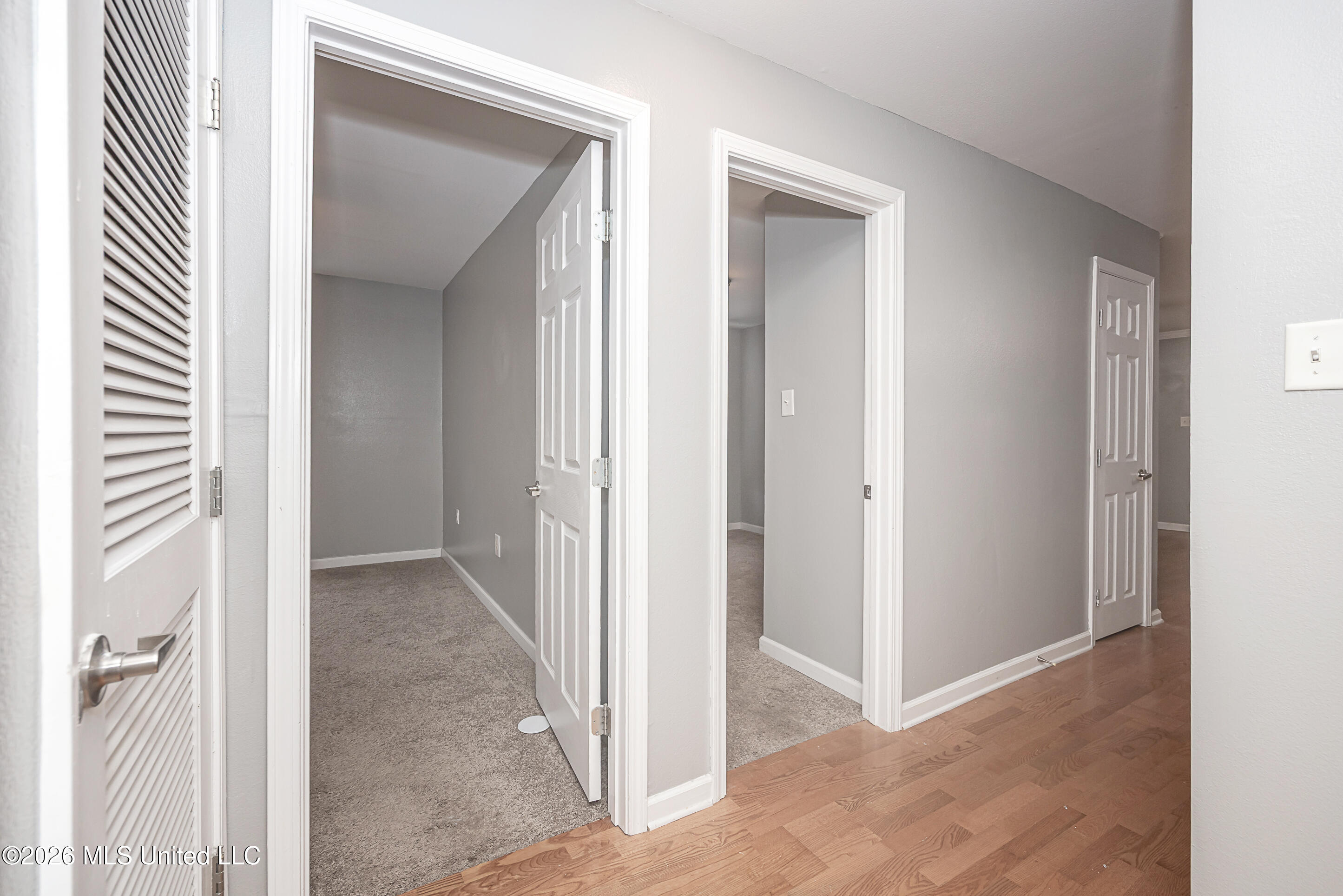2421 Beachview Drive Property Photo 21