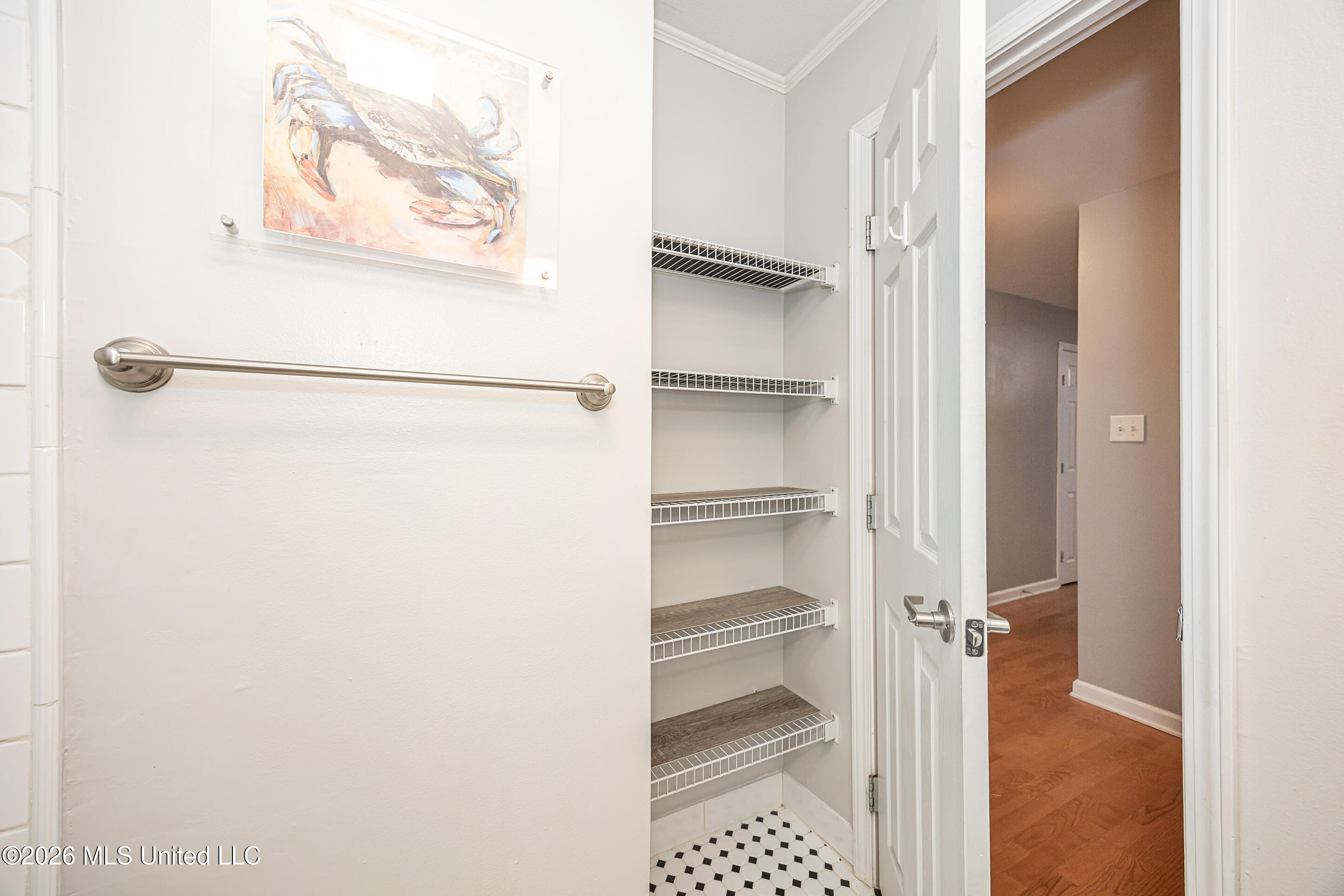 2421 Beachview Drive Property Photo 29