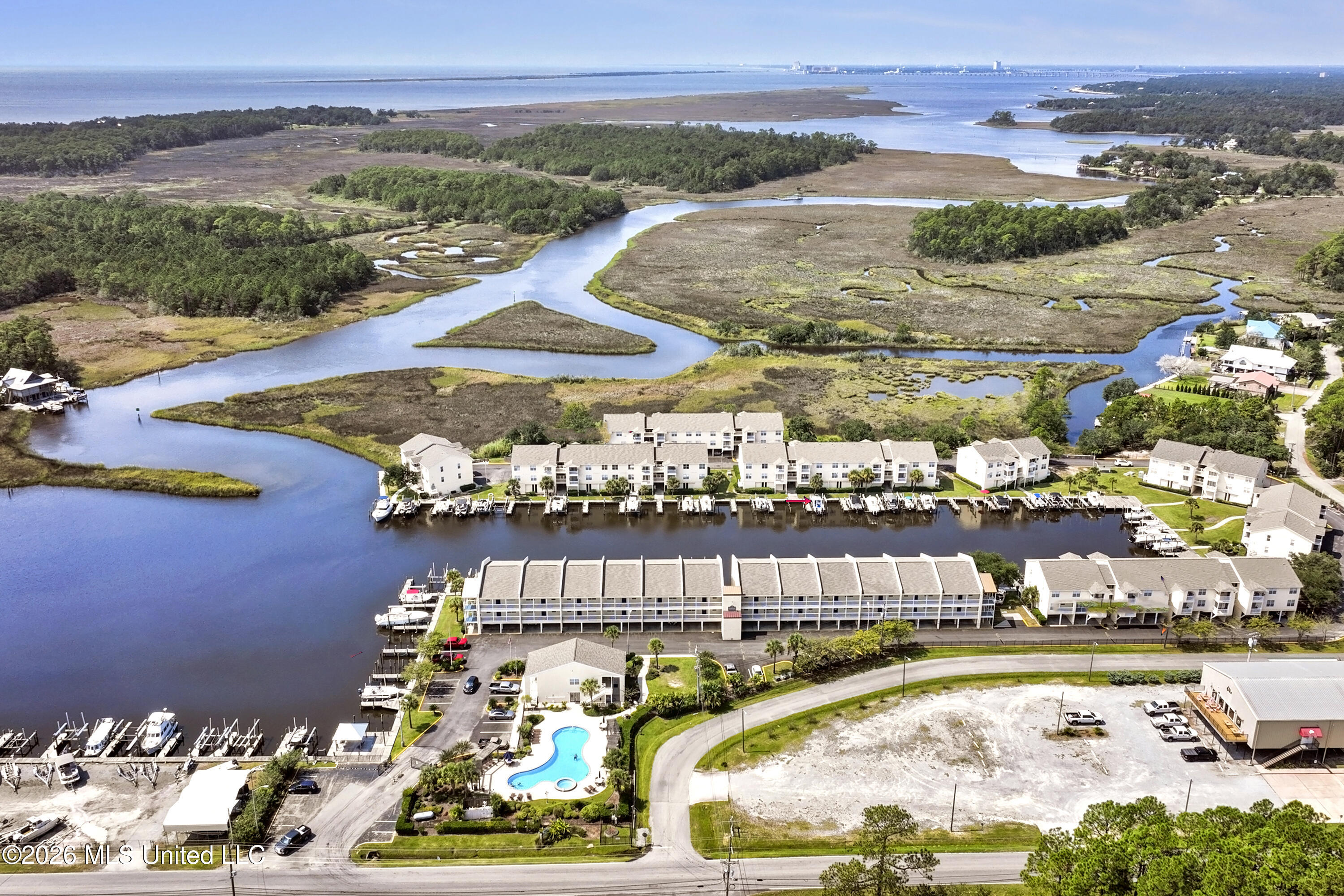 2421 Beachview Drive Property Photo 49